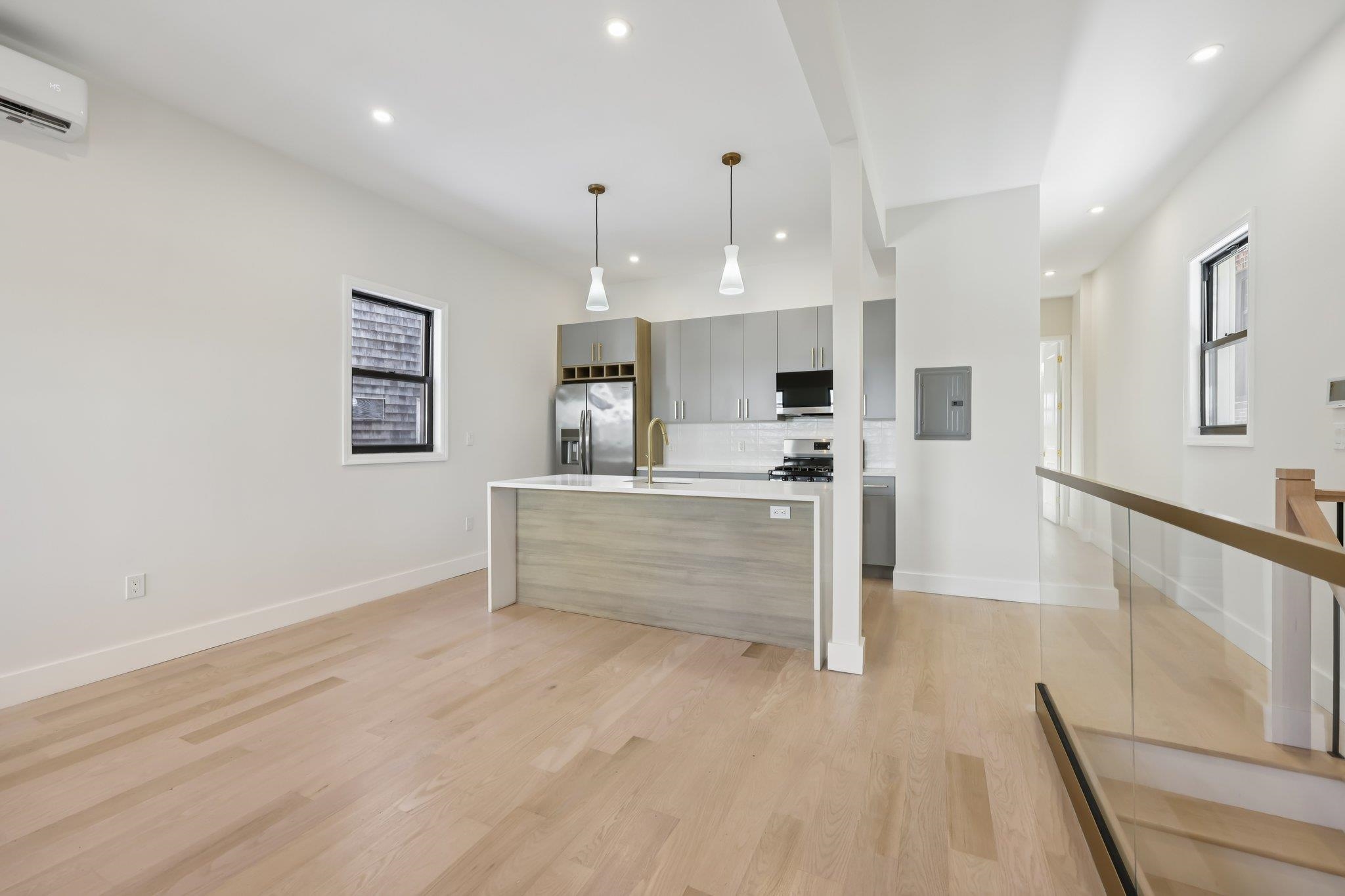 79 VROOM ST - Photo 4