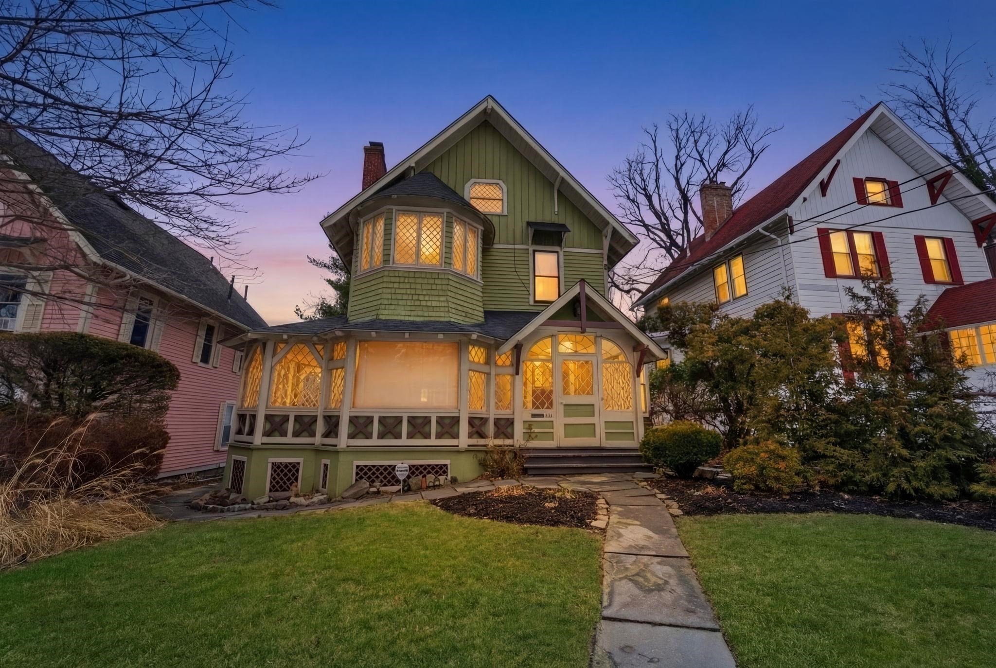 101 PALISADE AVE - Photo 2