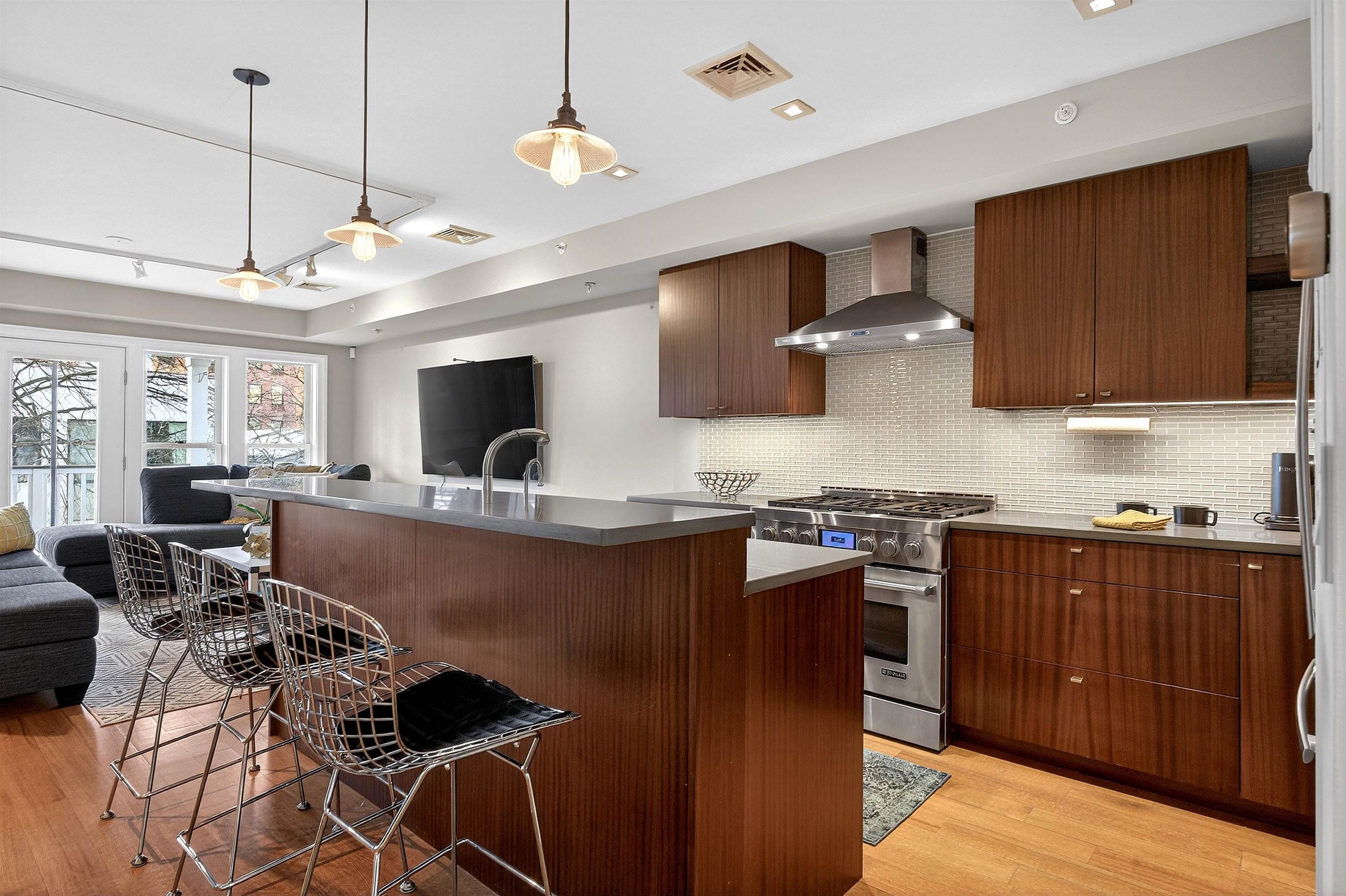 145 SUSSEX ST - Photo 4