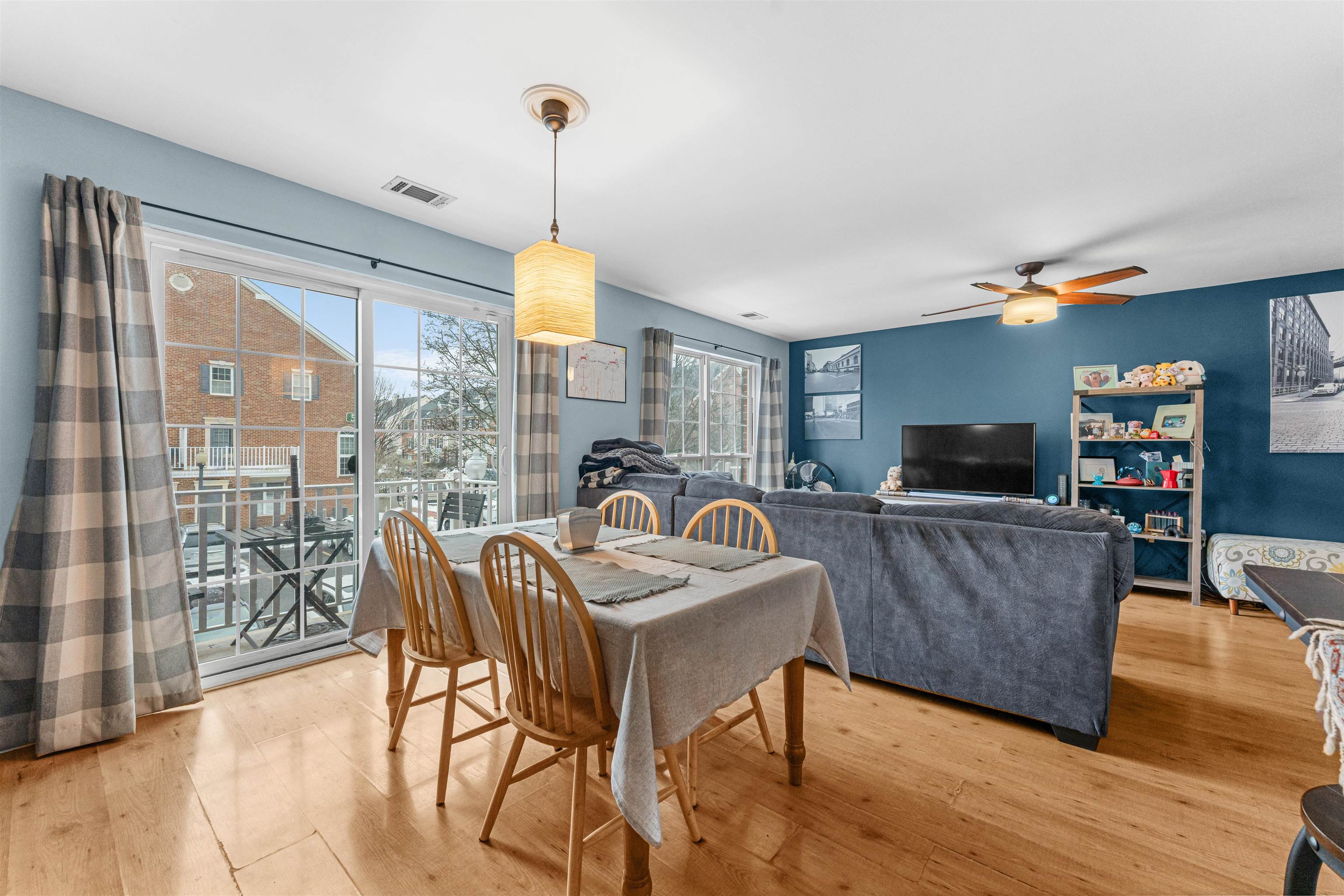 7 COTTONWOOD ST - Photo 2