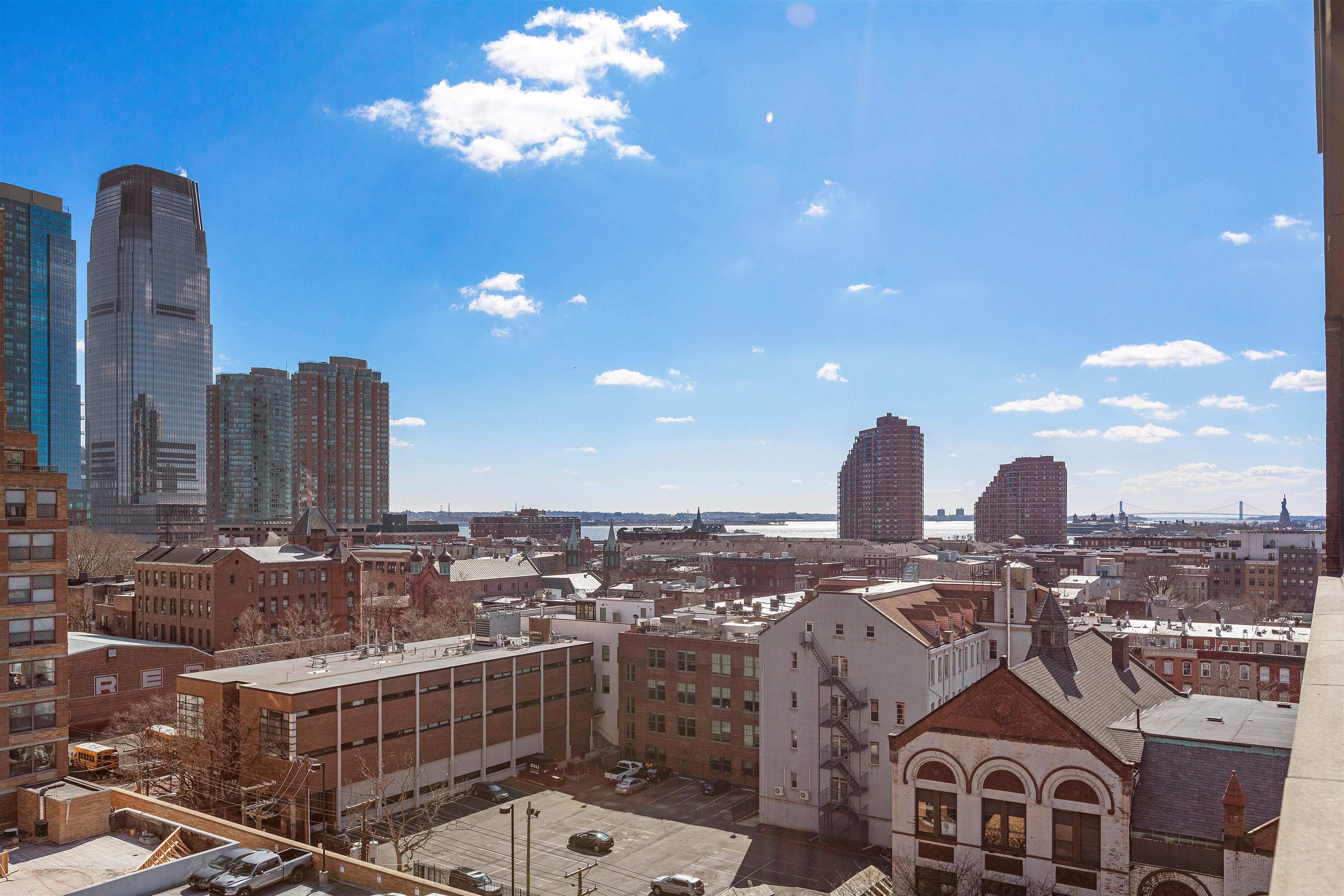135 Montgomery St #12