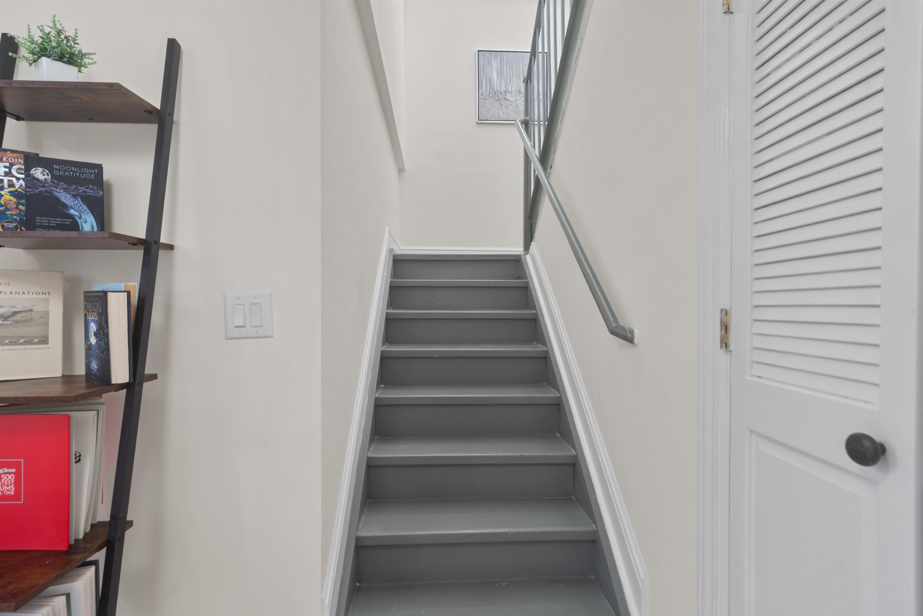 300 COMMUNIPAW AVE #154