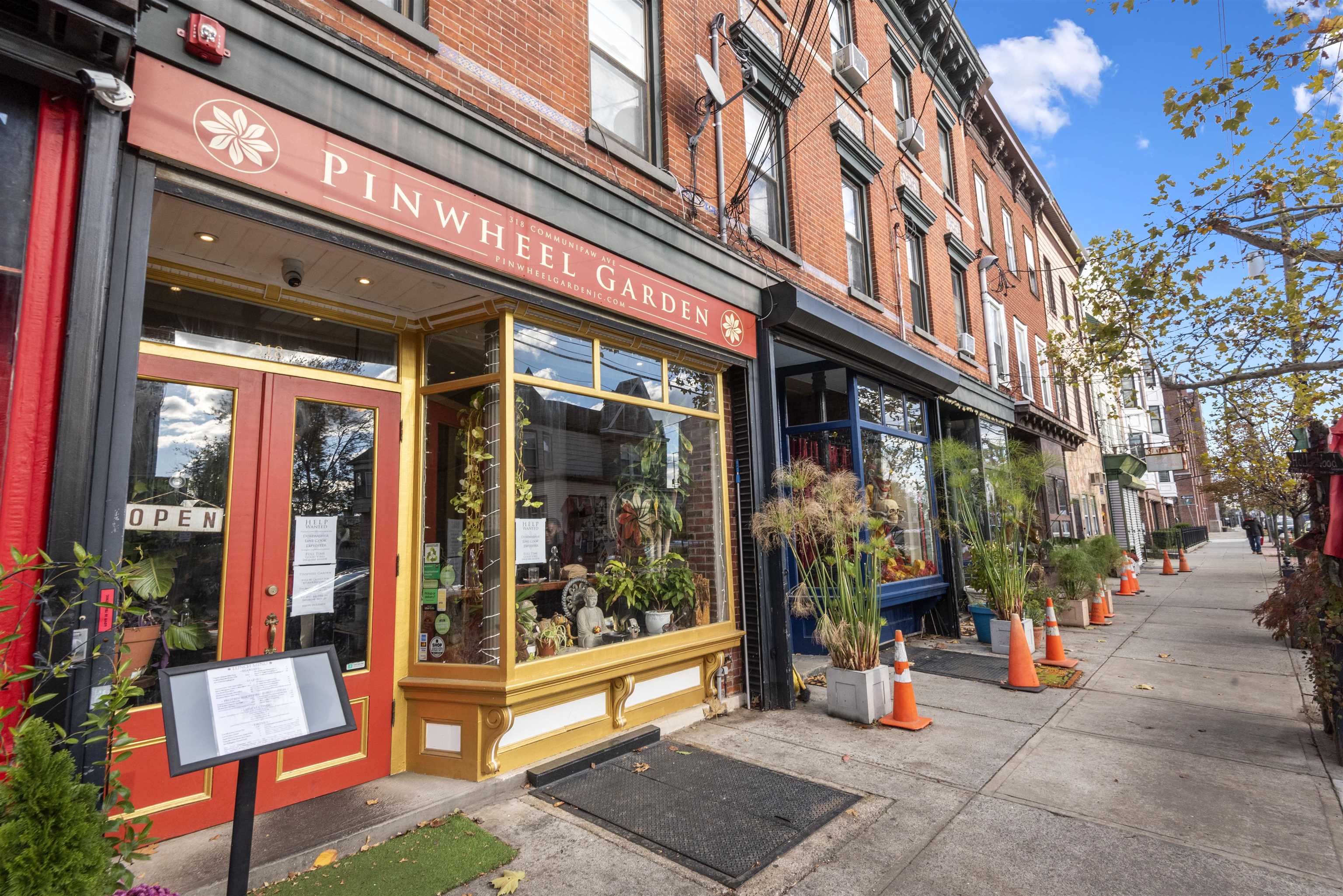 300 COMMUNIPAW AVE #154