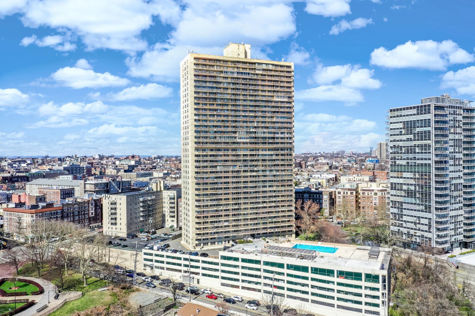 6040 BLVD EAST - Photo 1