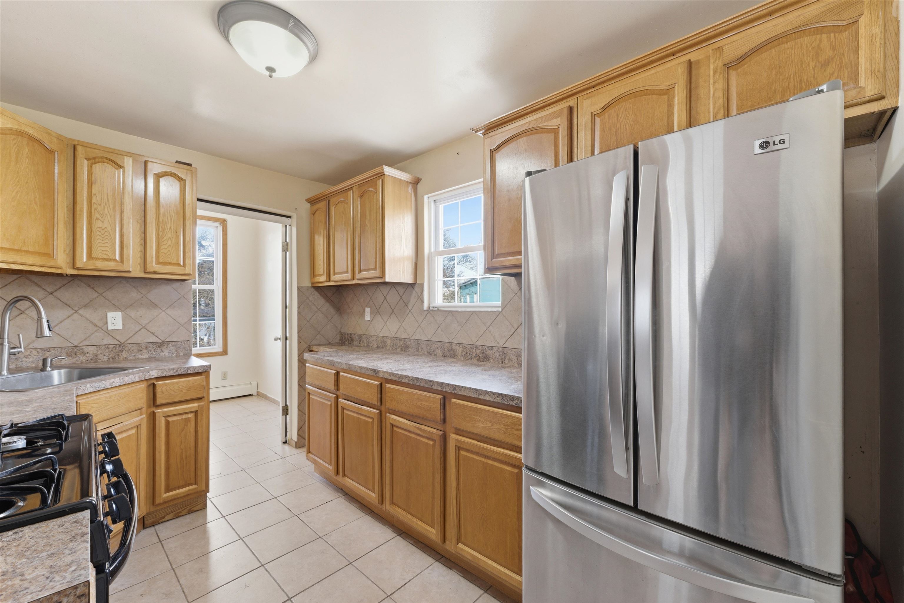 921 PATERSON PLANK RD - Photo 5