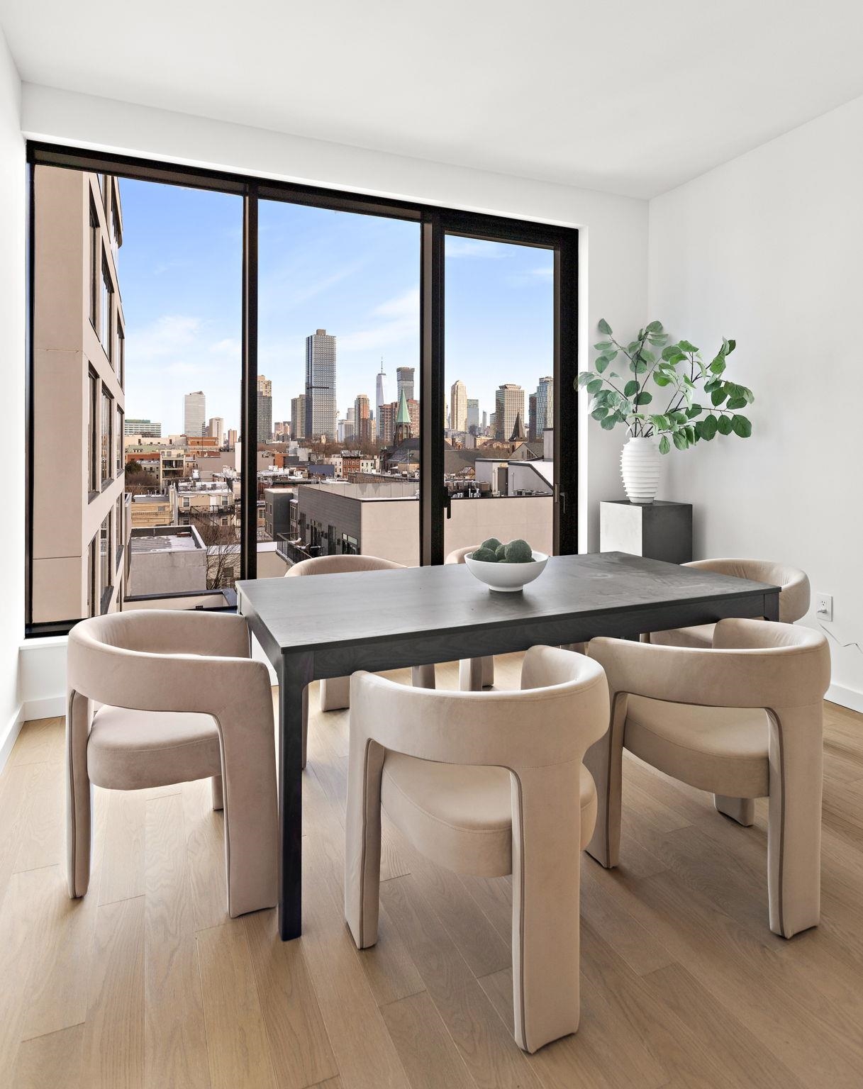 387 8TH ST - Photo 4