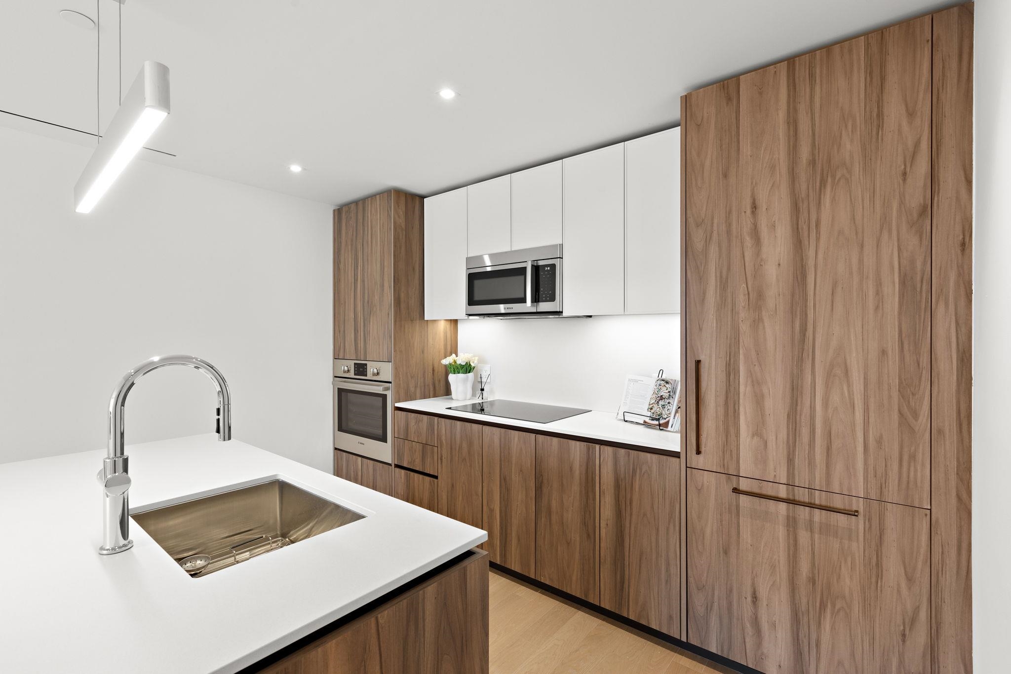 387 8TH ST - Photo 5