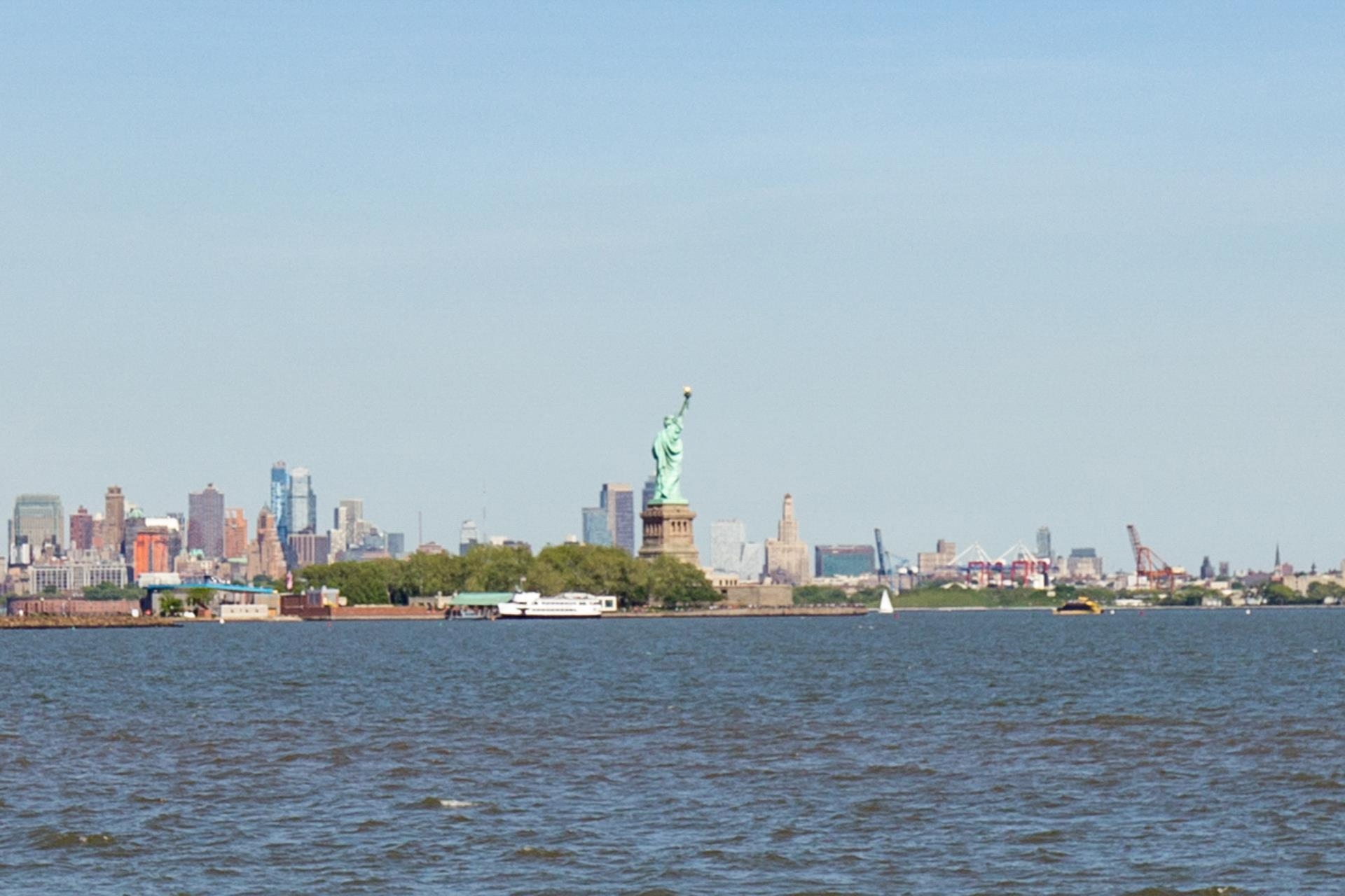 201 SHEARWATER CT WEST #33