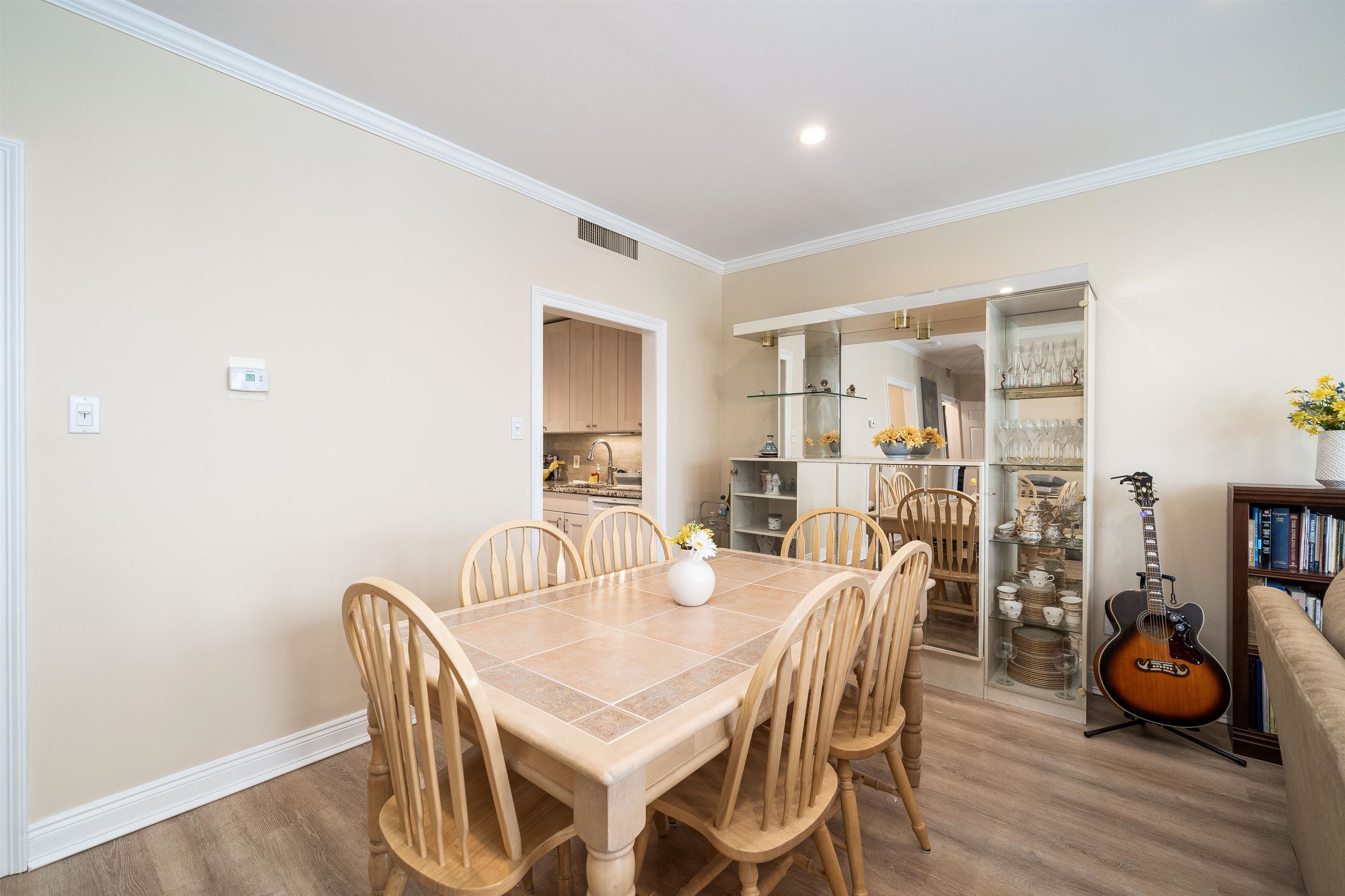 201 SHEARWATER CT WEST #33