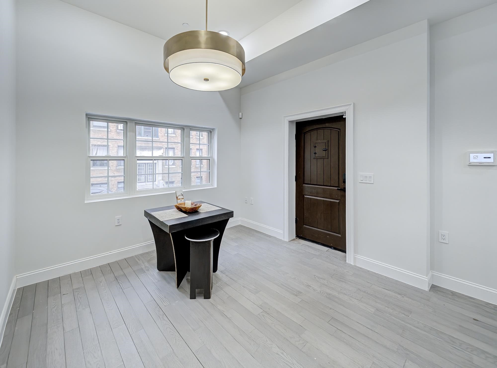 133 CLIFTON PL - Photo 5