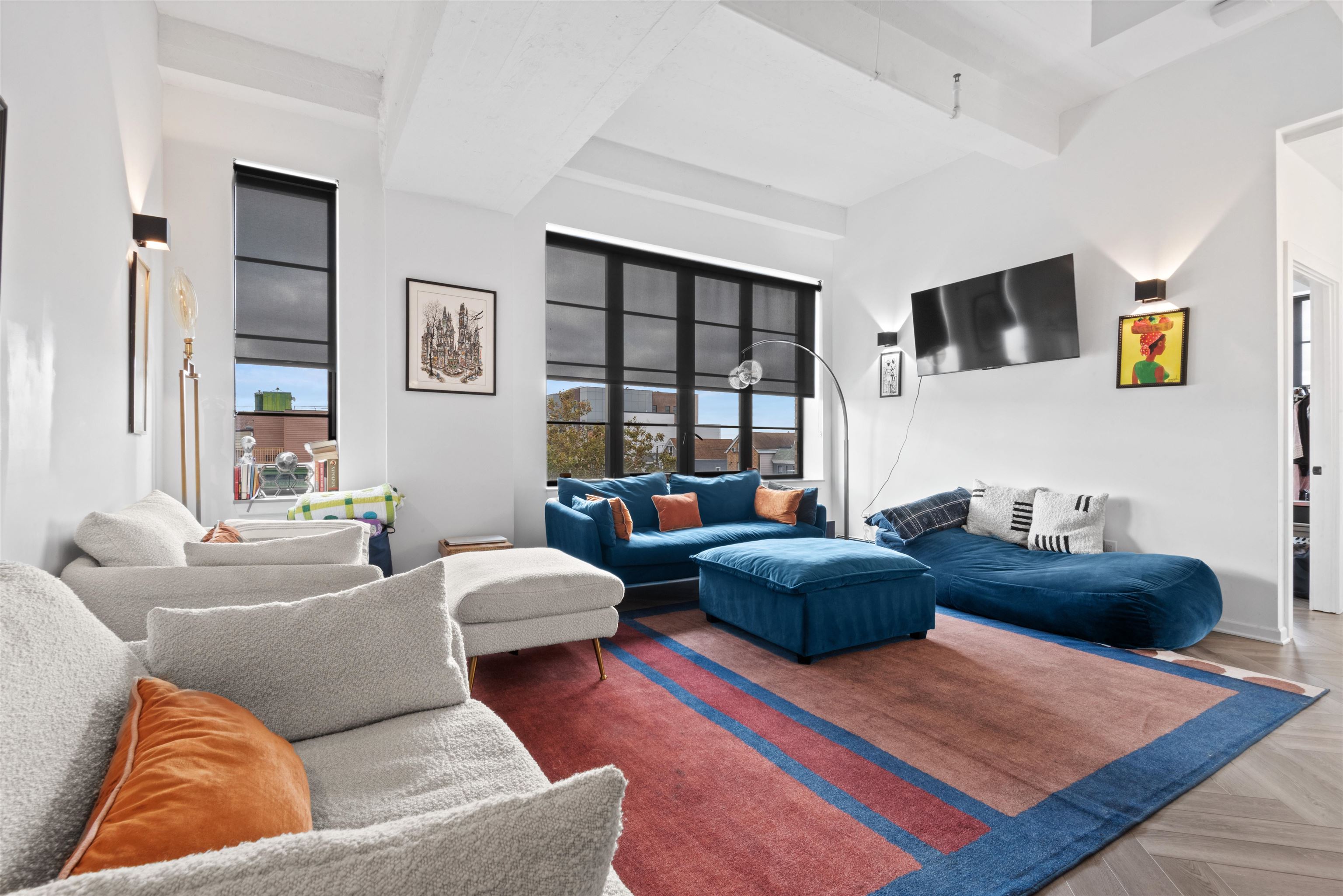 142 CHARLES ST - Photo 3