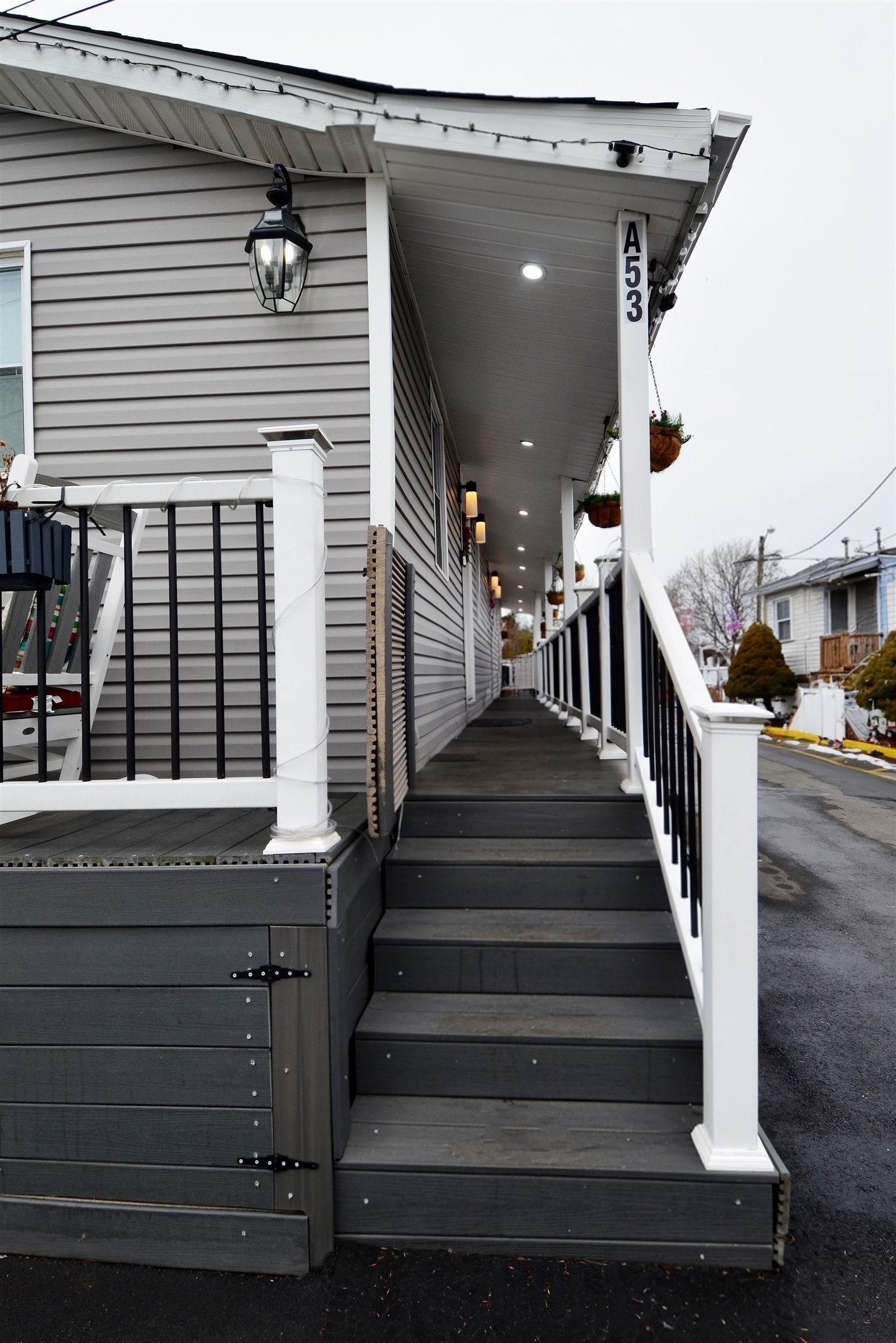 190 WEST 24TH ST - Photo 3