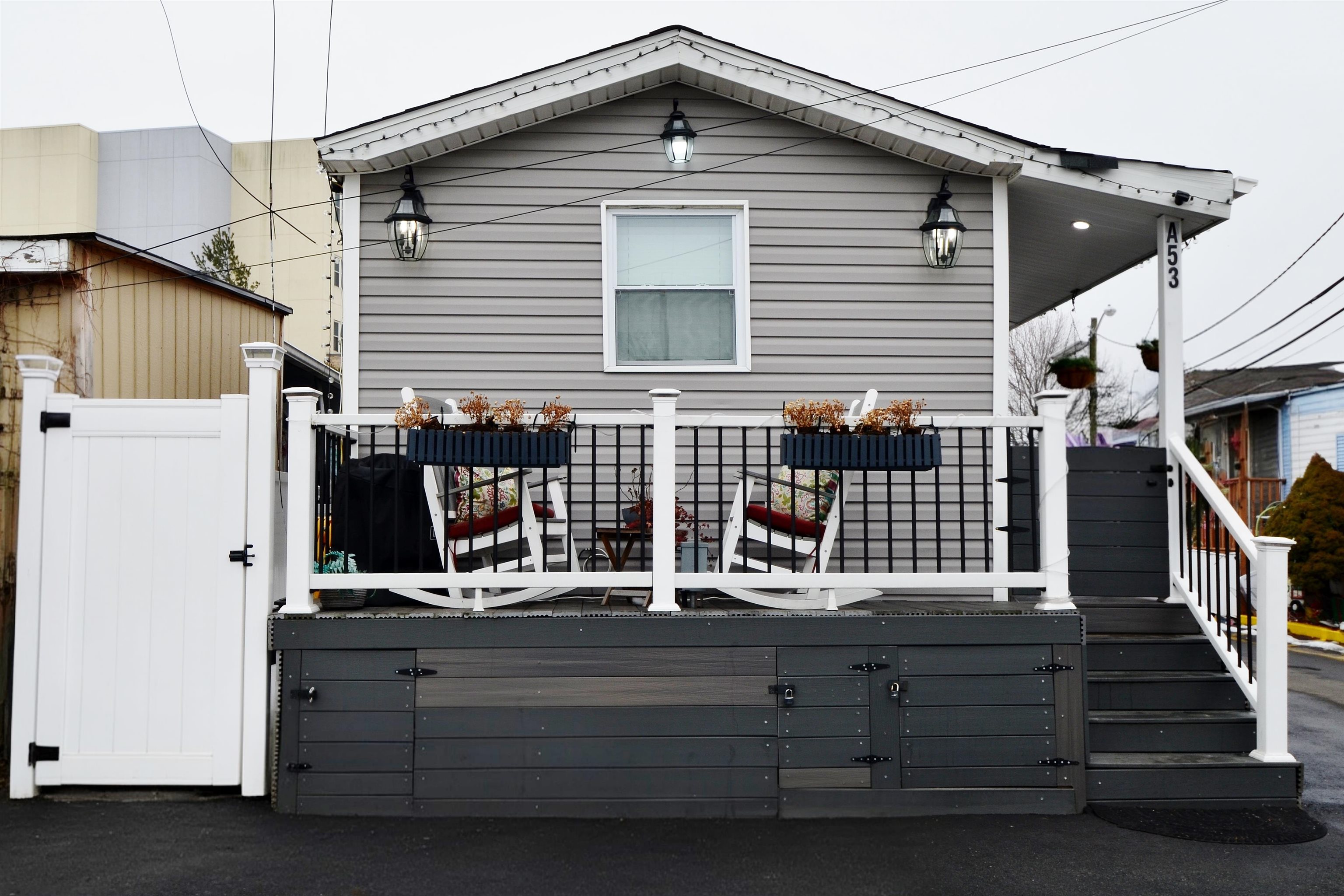 190 WEST 24TH ST - Photo 4