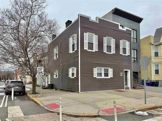 48 CARLTON AVE - Photo 1