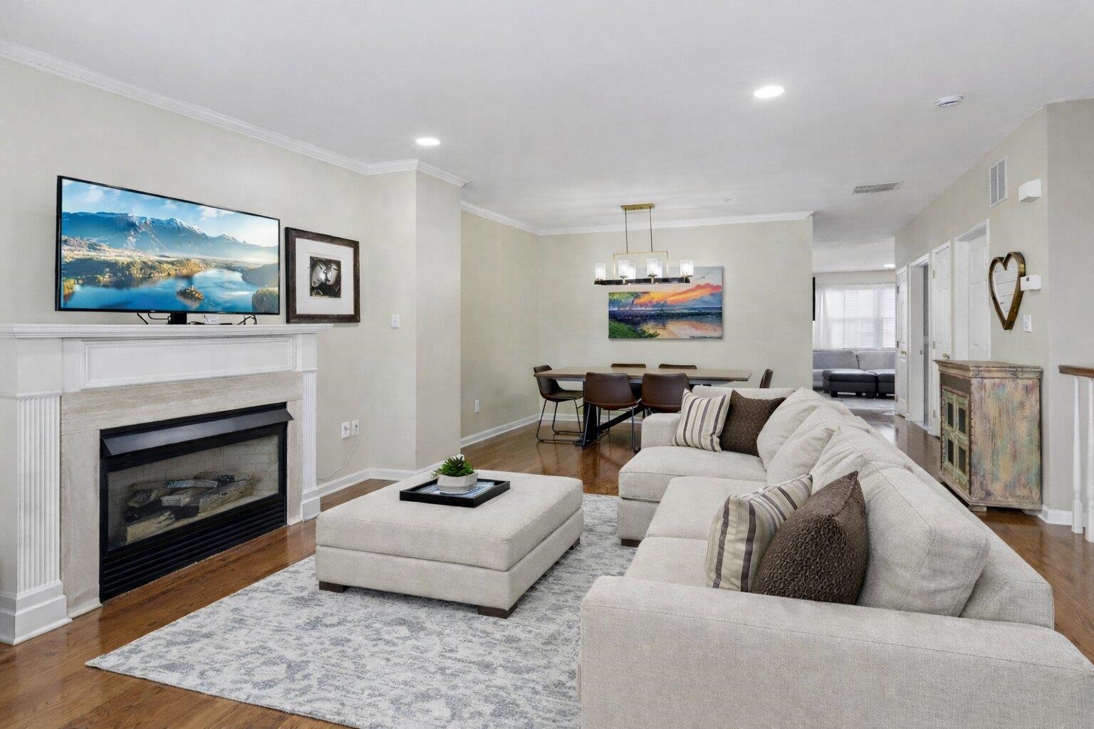 273 ROSLYN CT - Photo 5