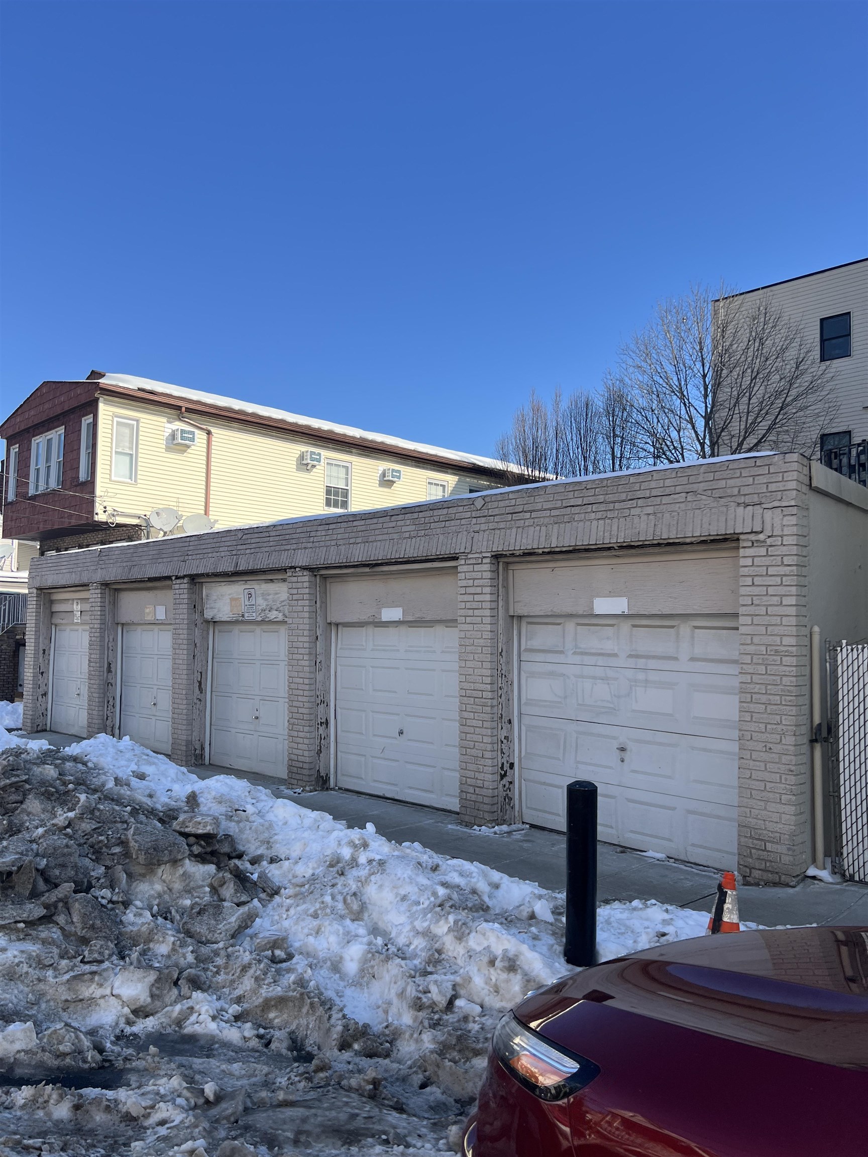 148 36TH ST - Photo 2