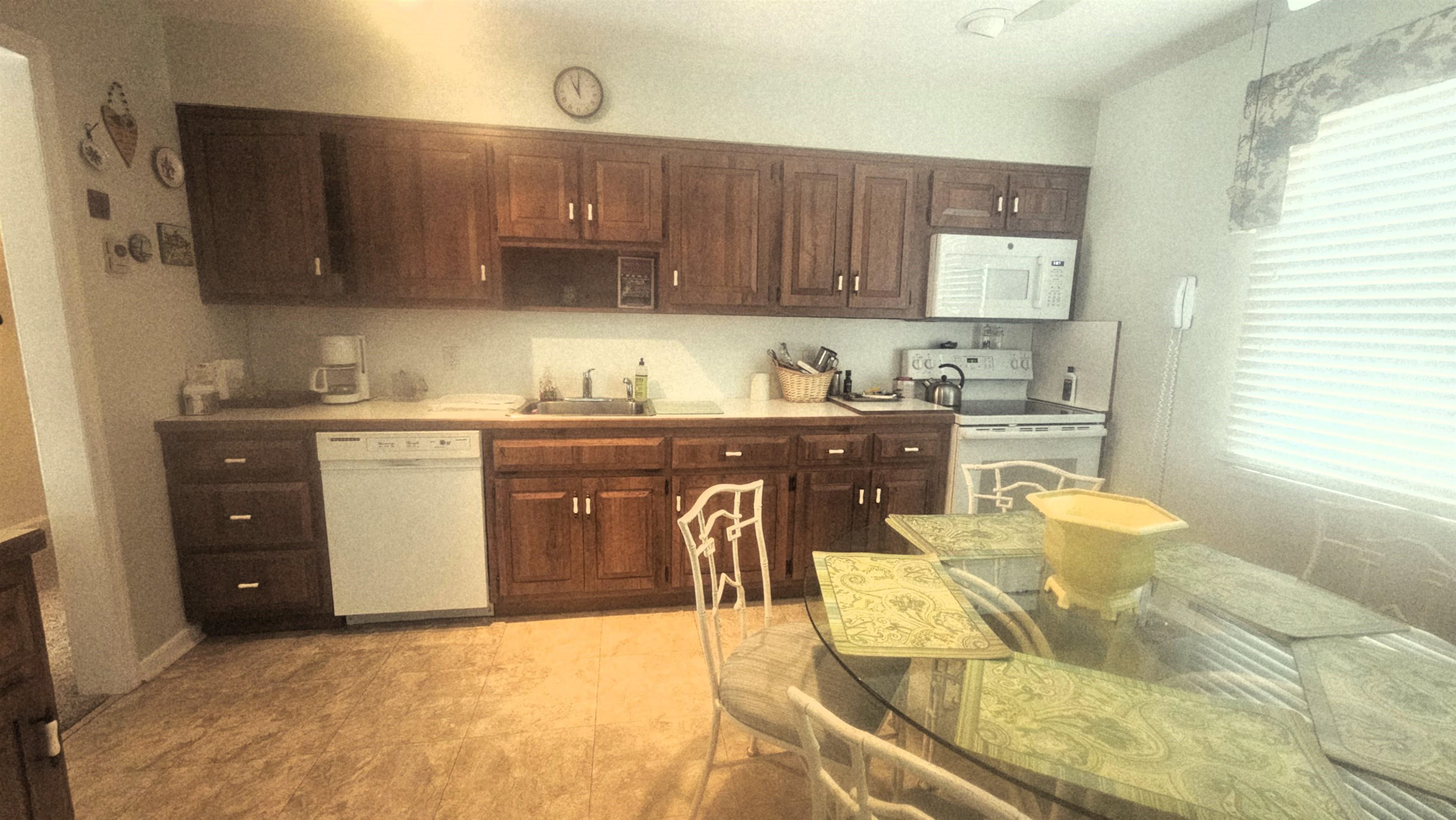 24 VALLEY CT - Photo 5