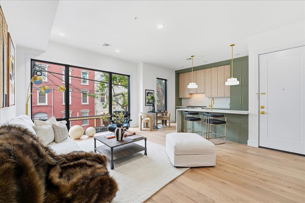 100 WEBSTER AVE - Photo 1