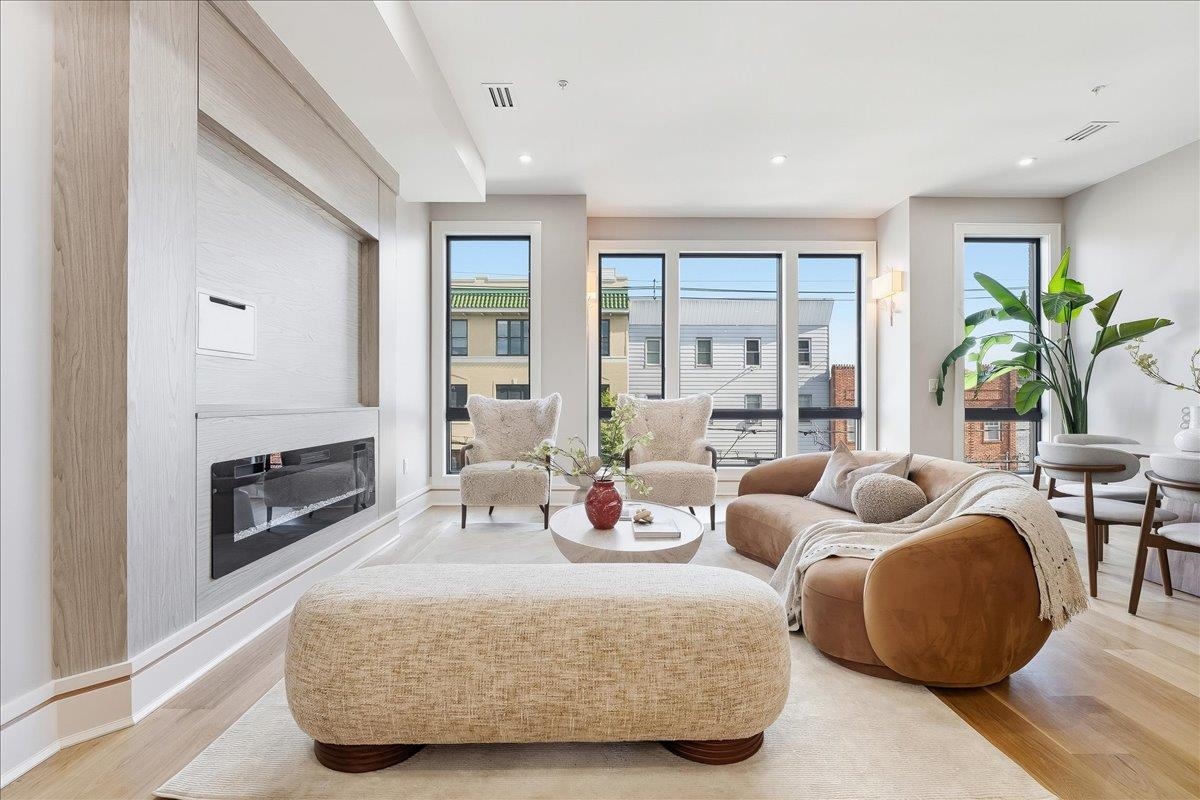 617 PALISADE AVE - Photo 1