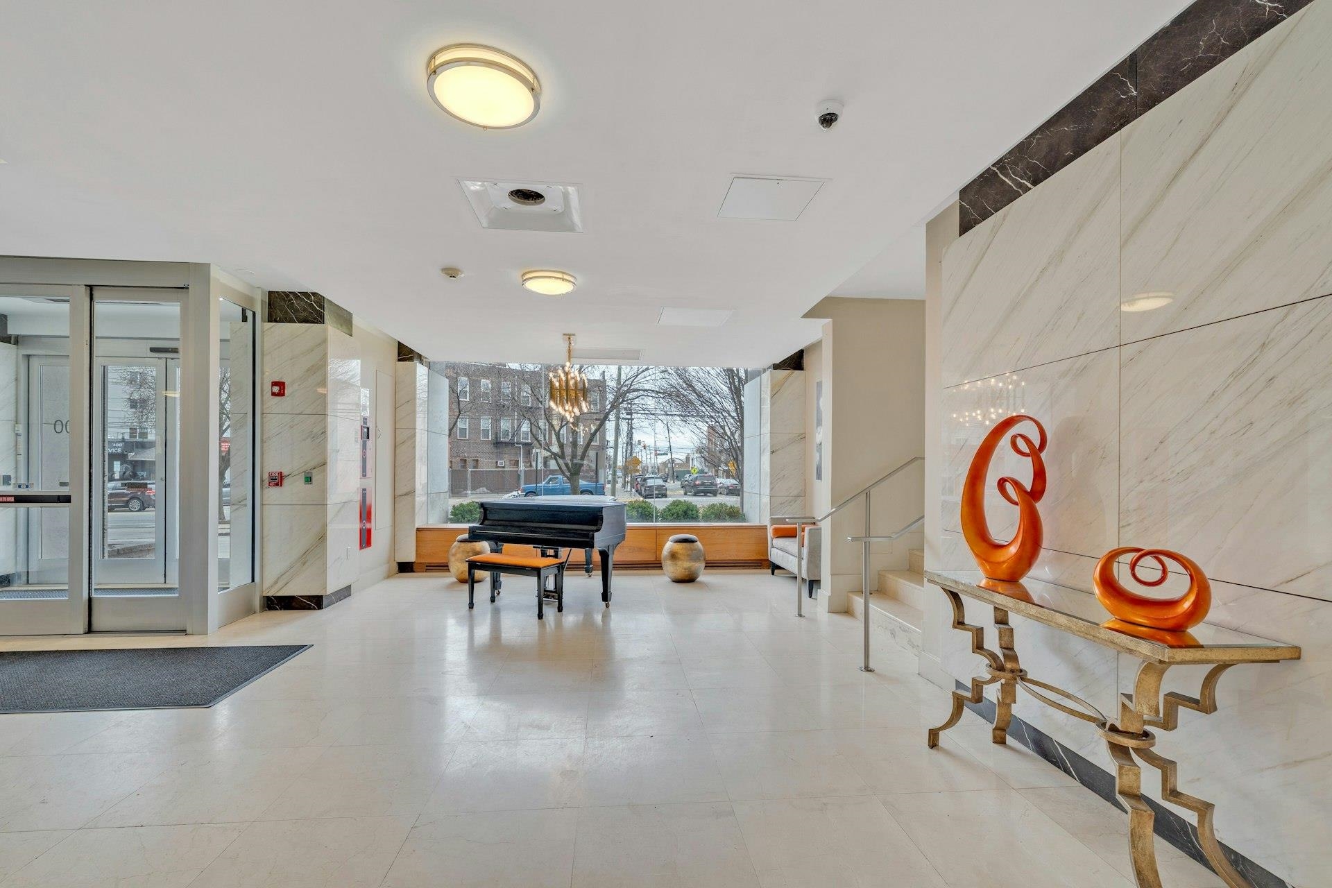 500 CENTRAL AVE - Photo 2