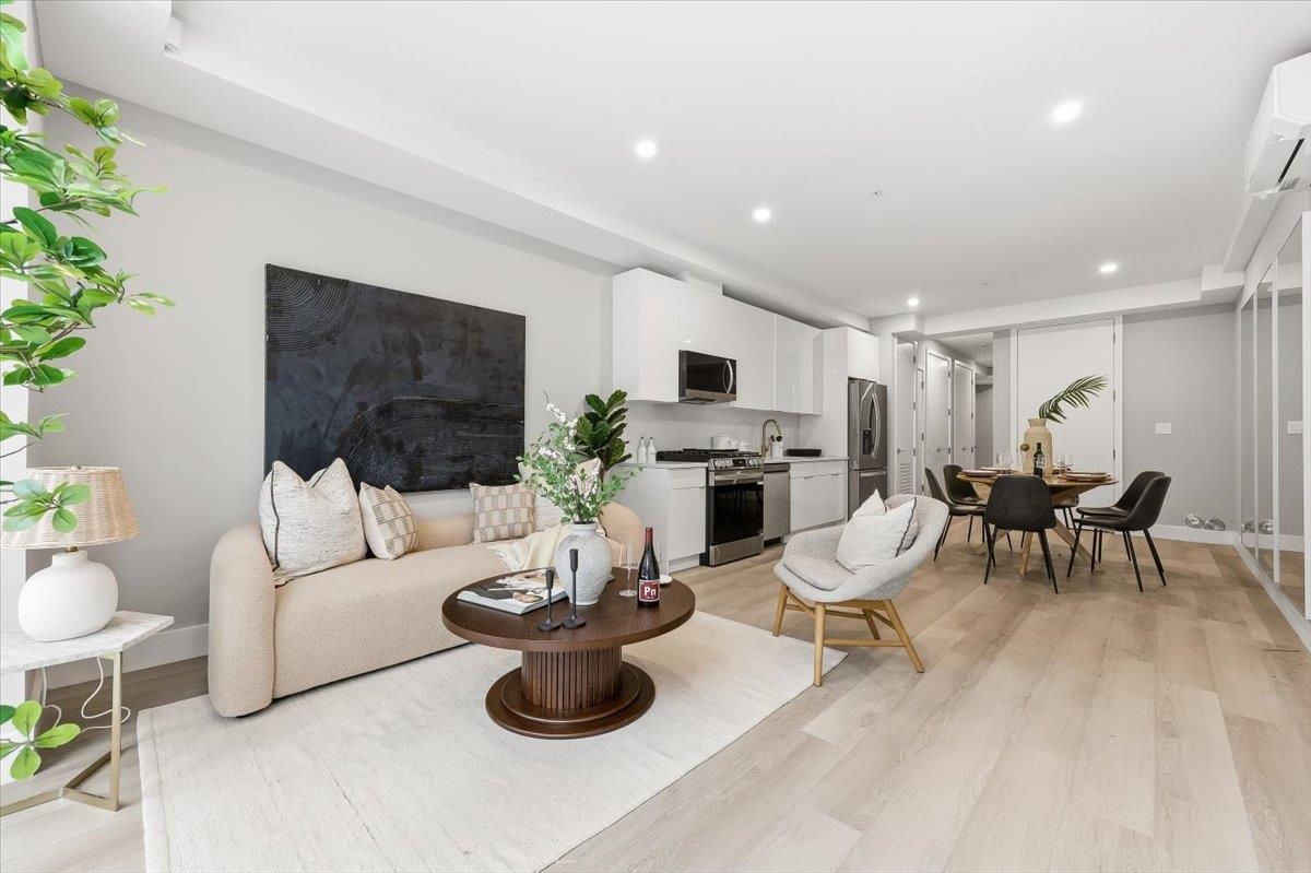 134 NEW YORK AVE - Photo 2