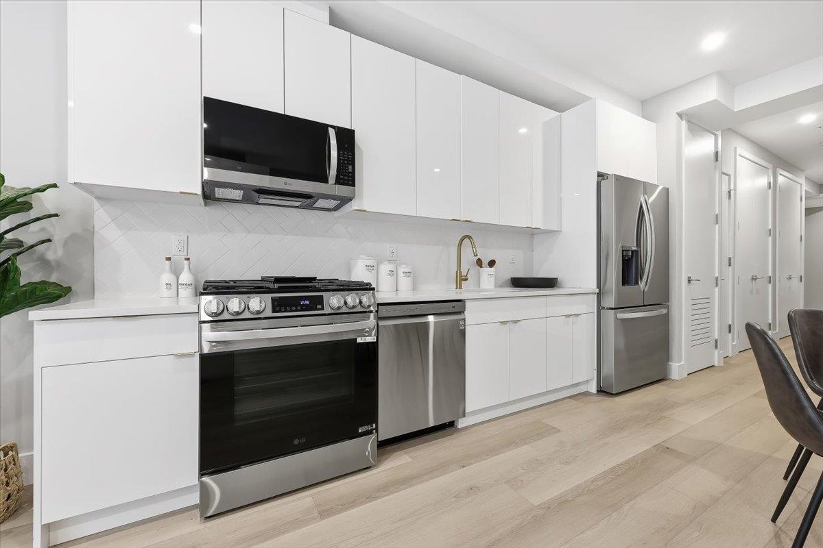 134 NEW YORK AVE - Photo 4