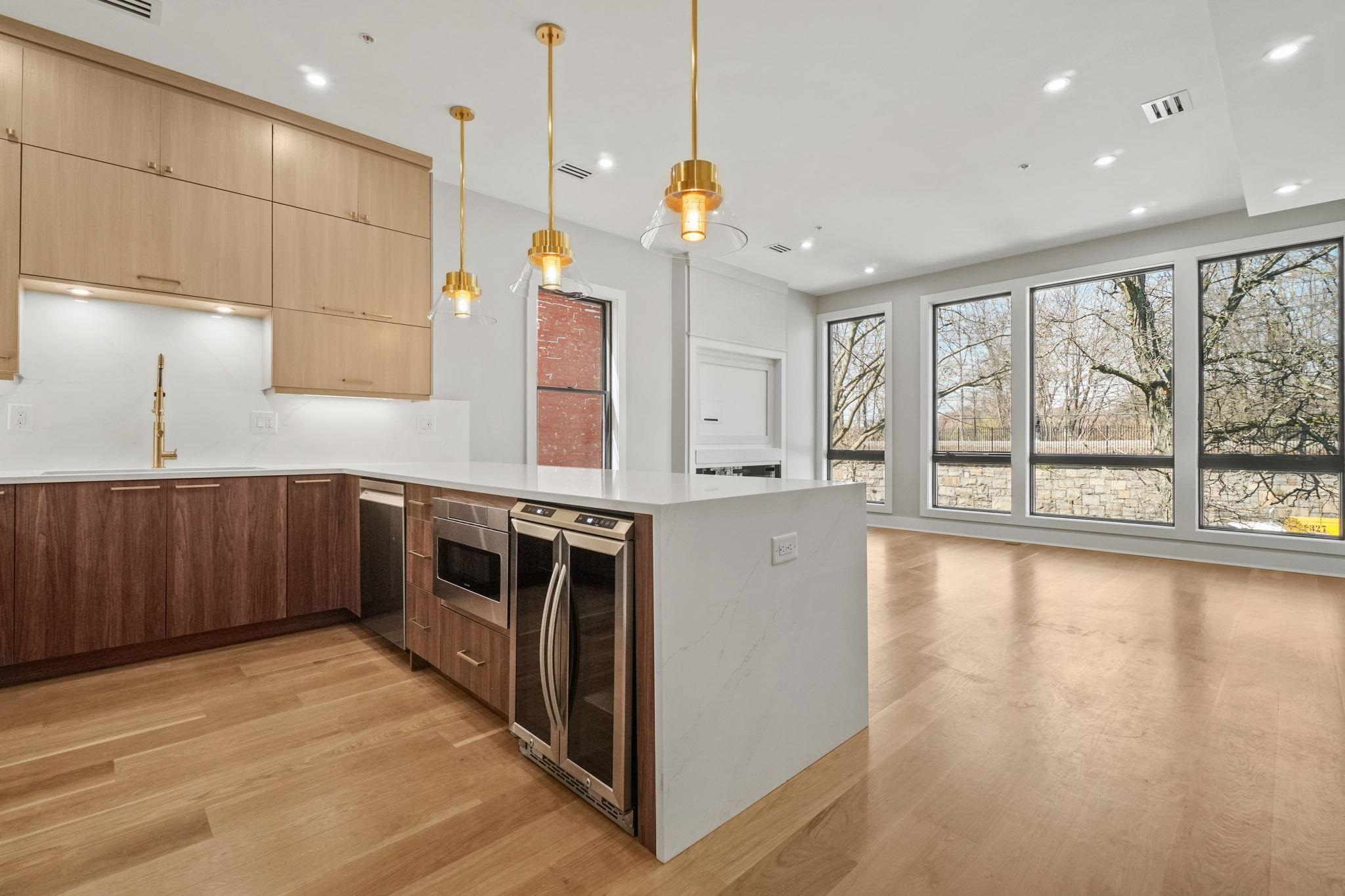 160 CENTRAL AVE - Photo 5