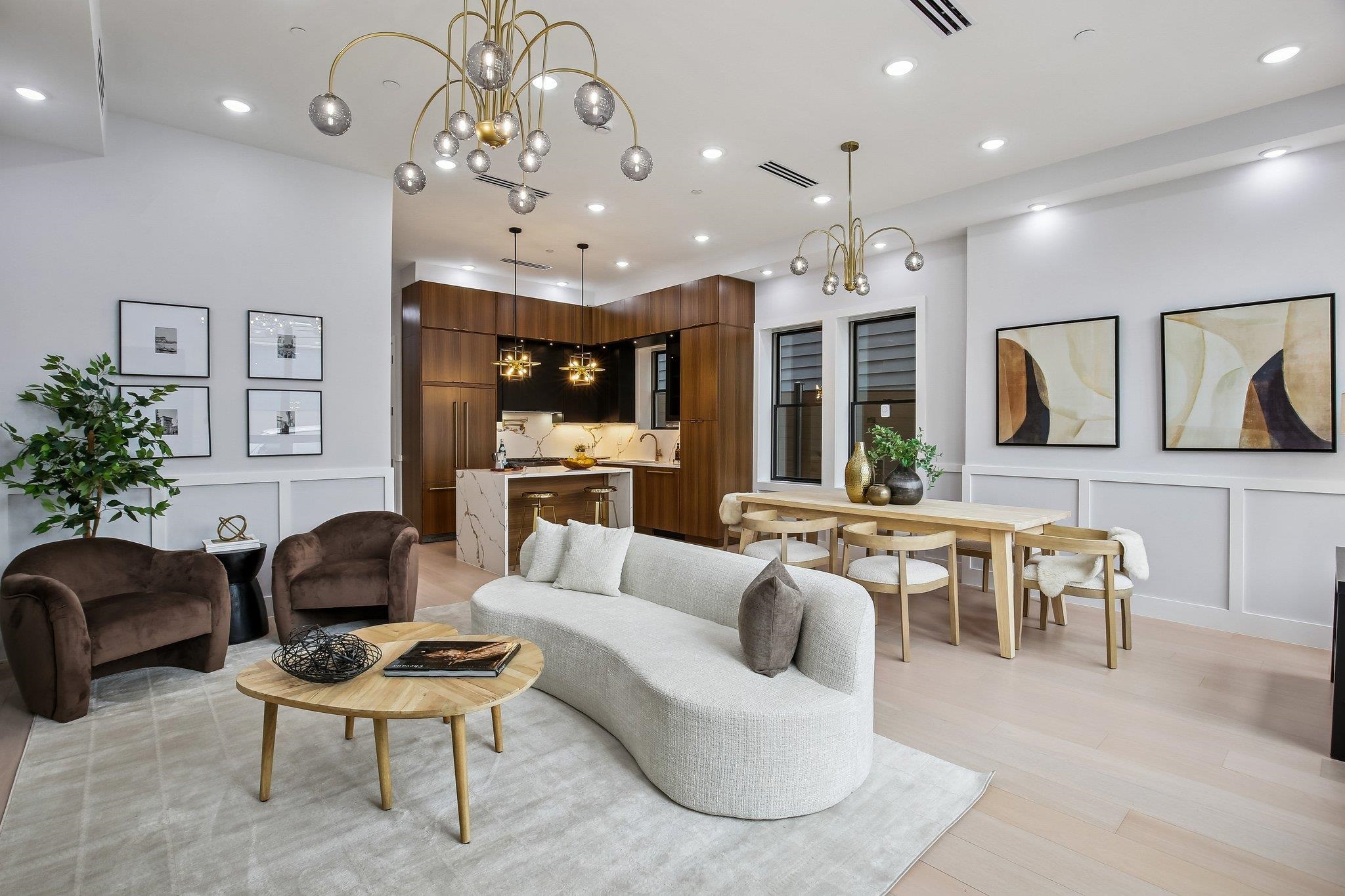 6 ELIZABETH ST - Photo 1