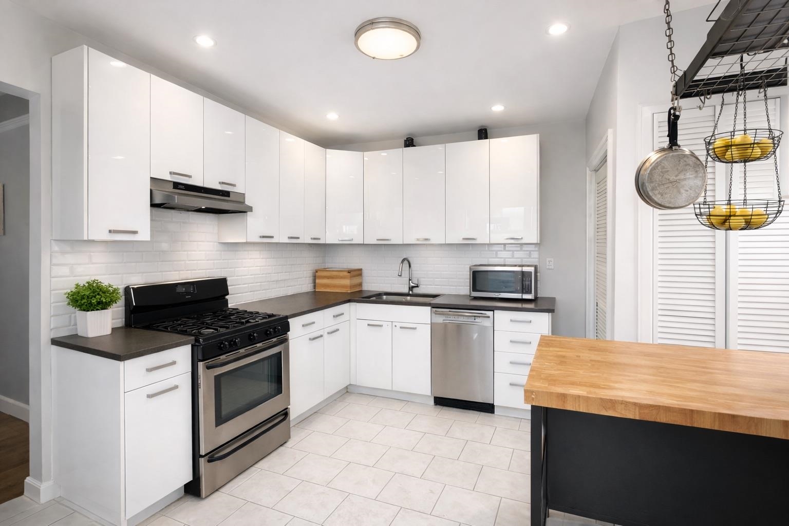 6 MAGNOLIA AVE - Photo 3