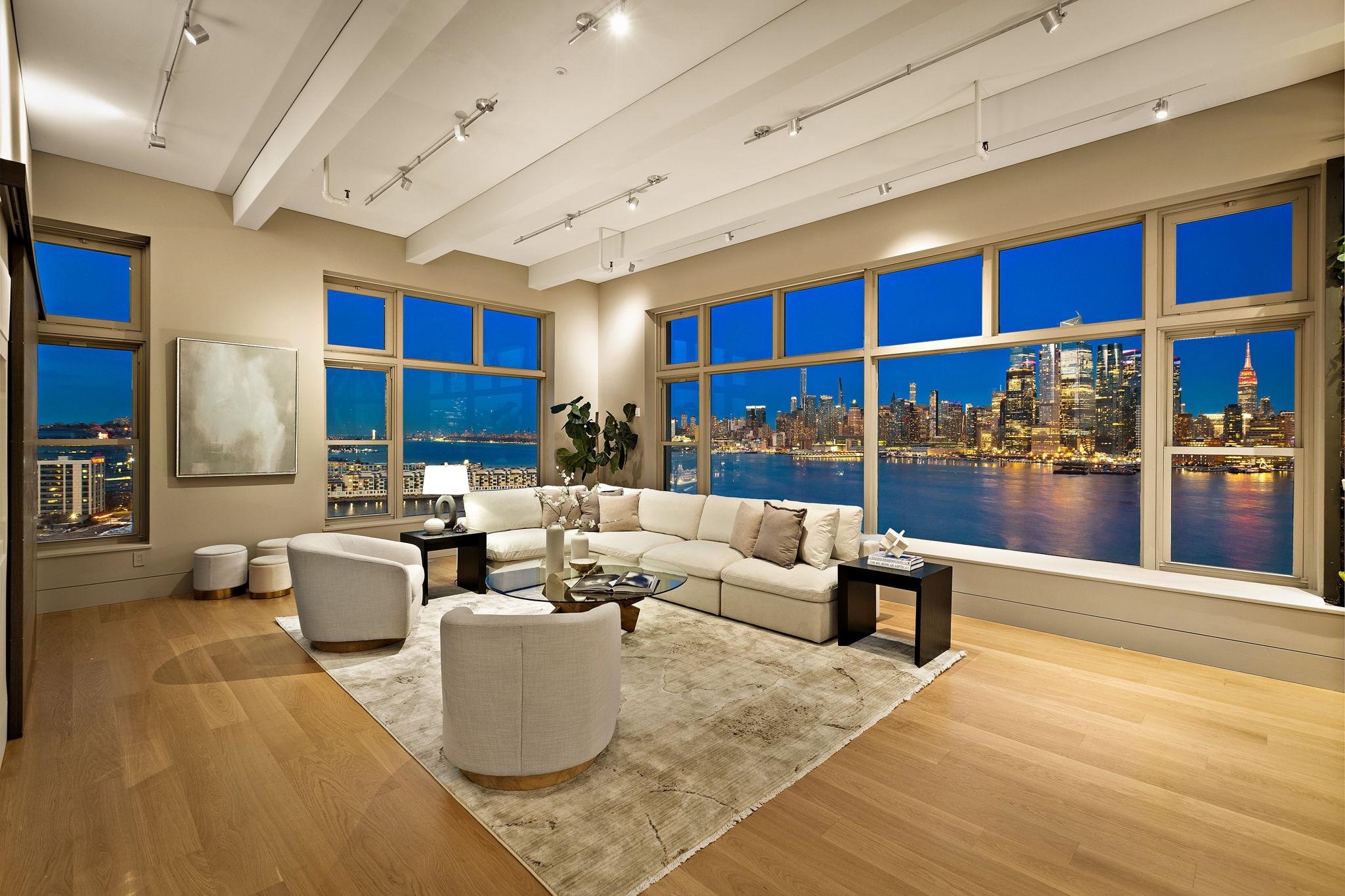 1500 HUDSON ST - Photo 4