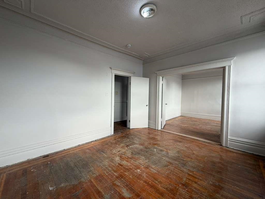 203 HARRISON AVE - Photo 4