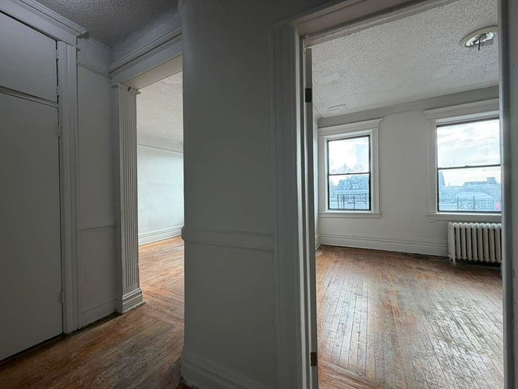203 HARRISON AVE - Photo 5