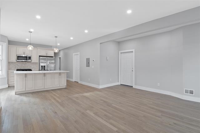 95 CLAREMONT AVE - Photo 5