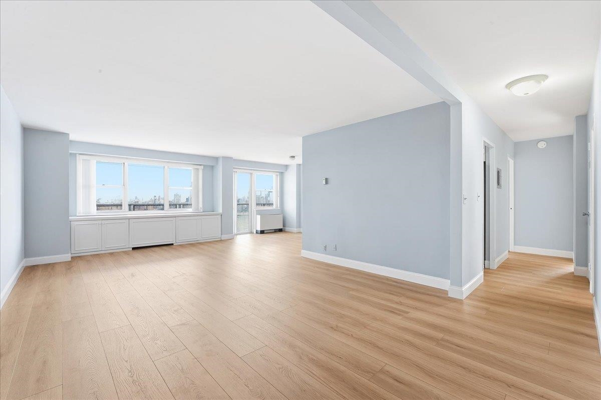 6600 BLVD EAST - Photo 4