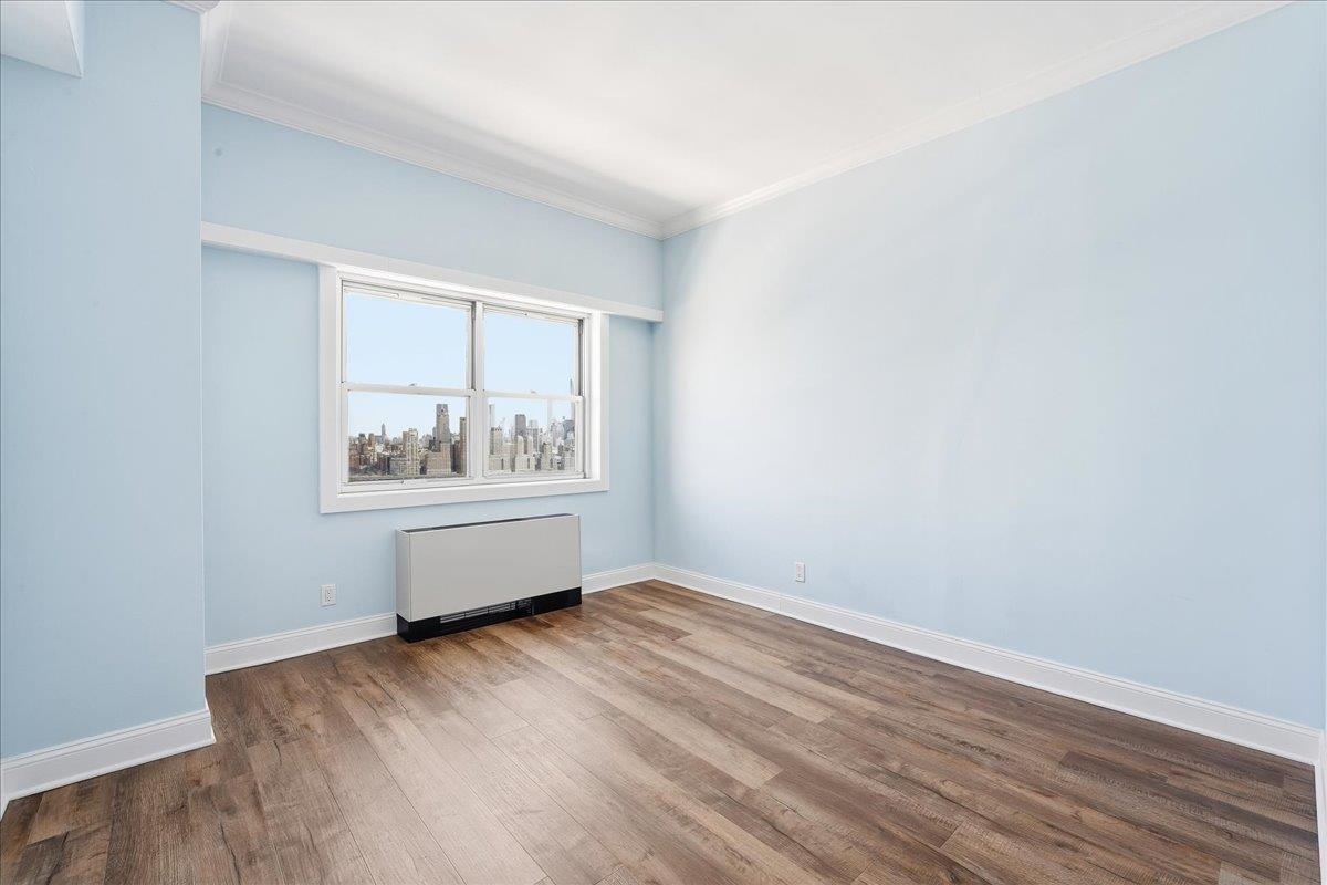 6600 BLVD EAST - Photo 5