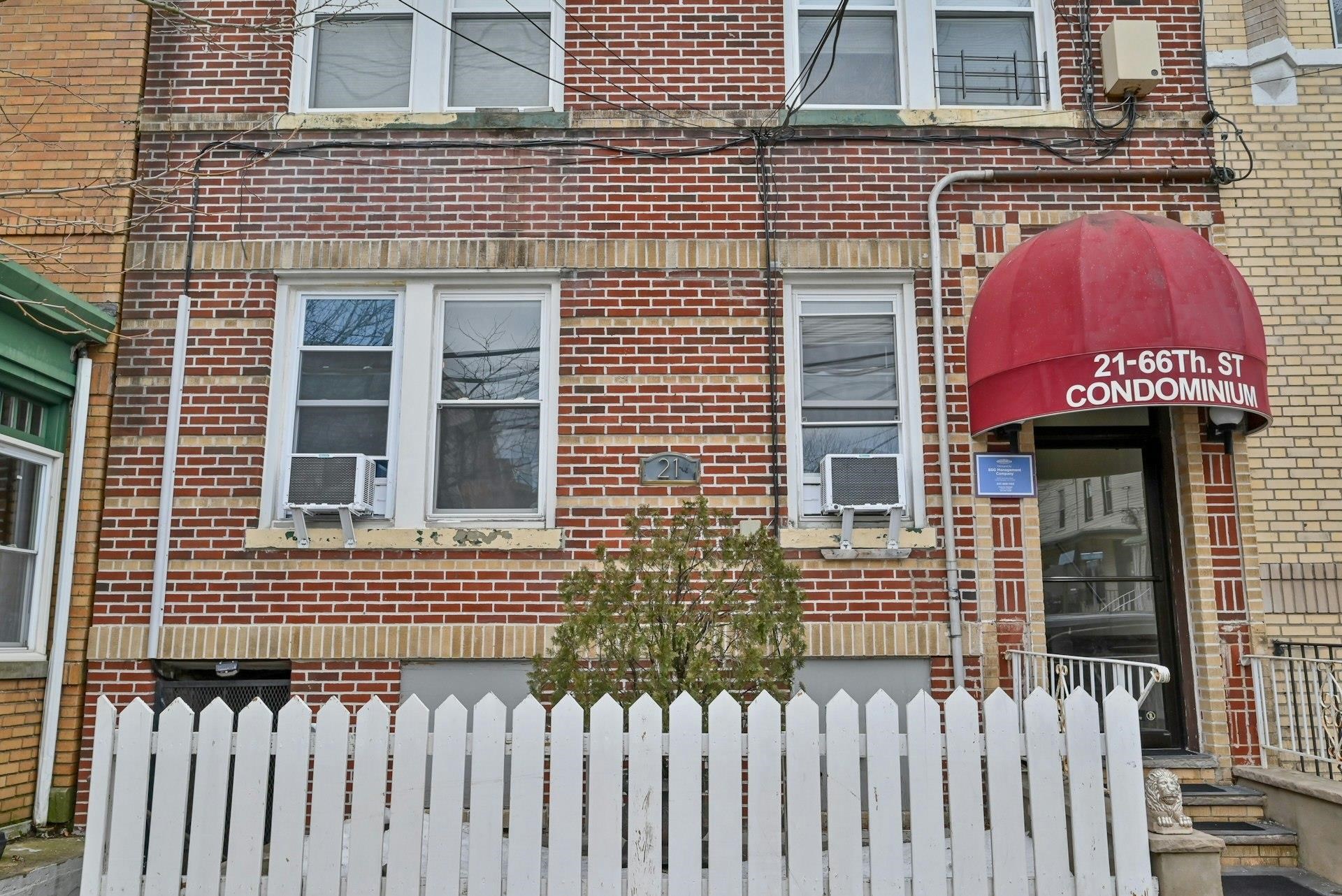 21 66TH ST - Photo 2