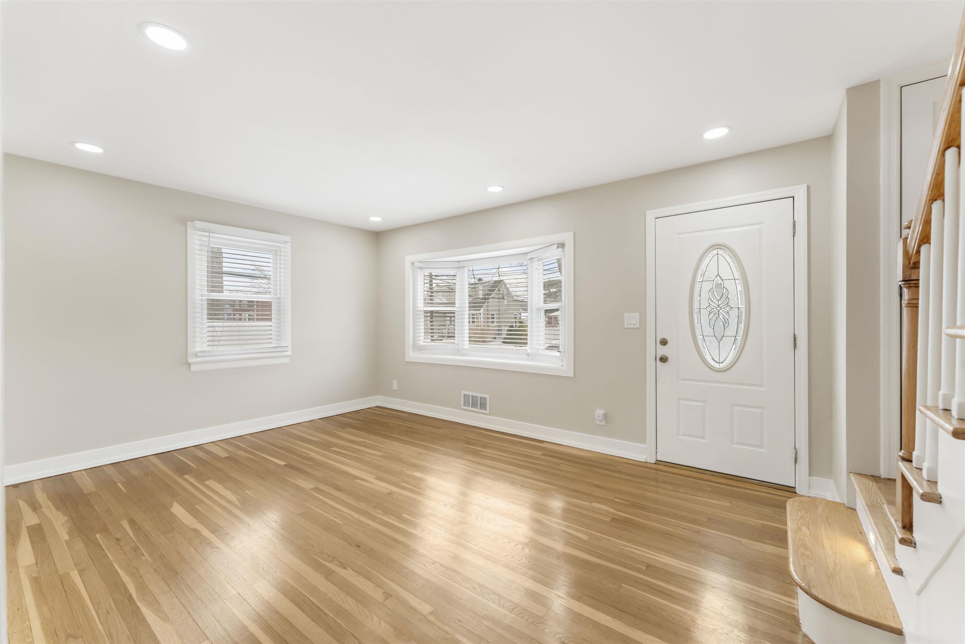 847 DENNIS PL - Photo 3