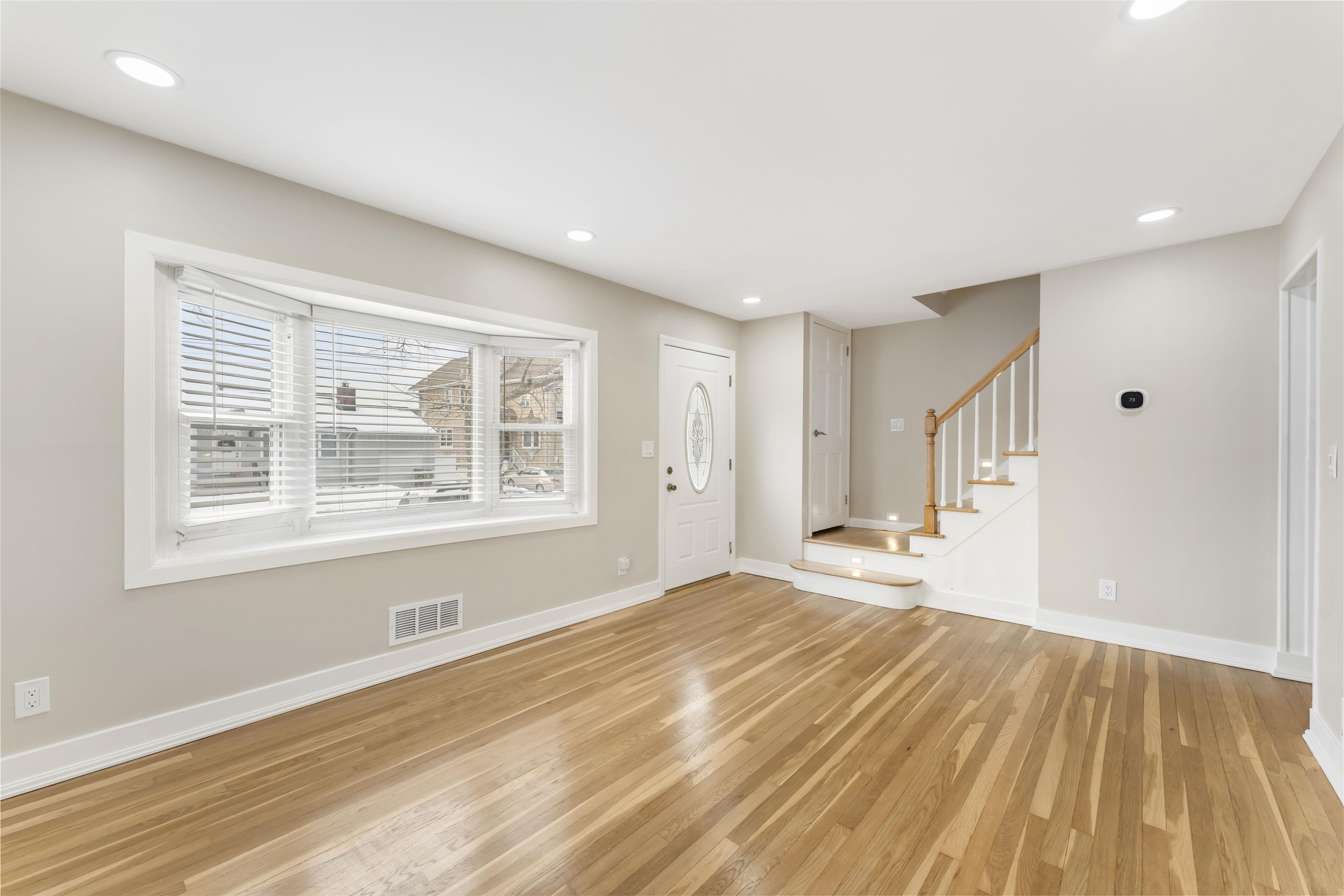 847 DENNIS PL - Photo 4