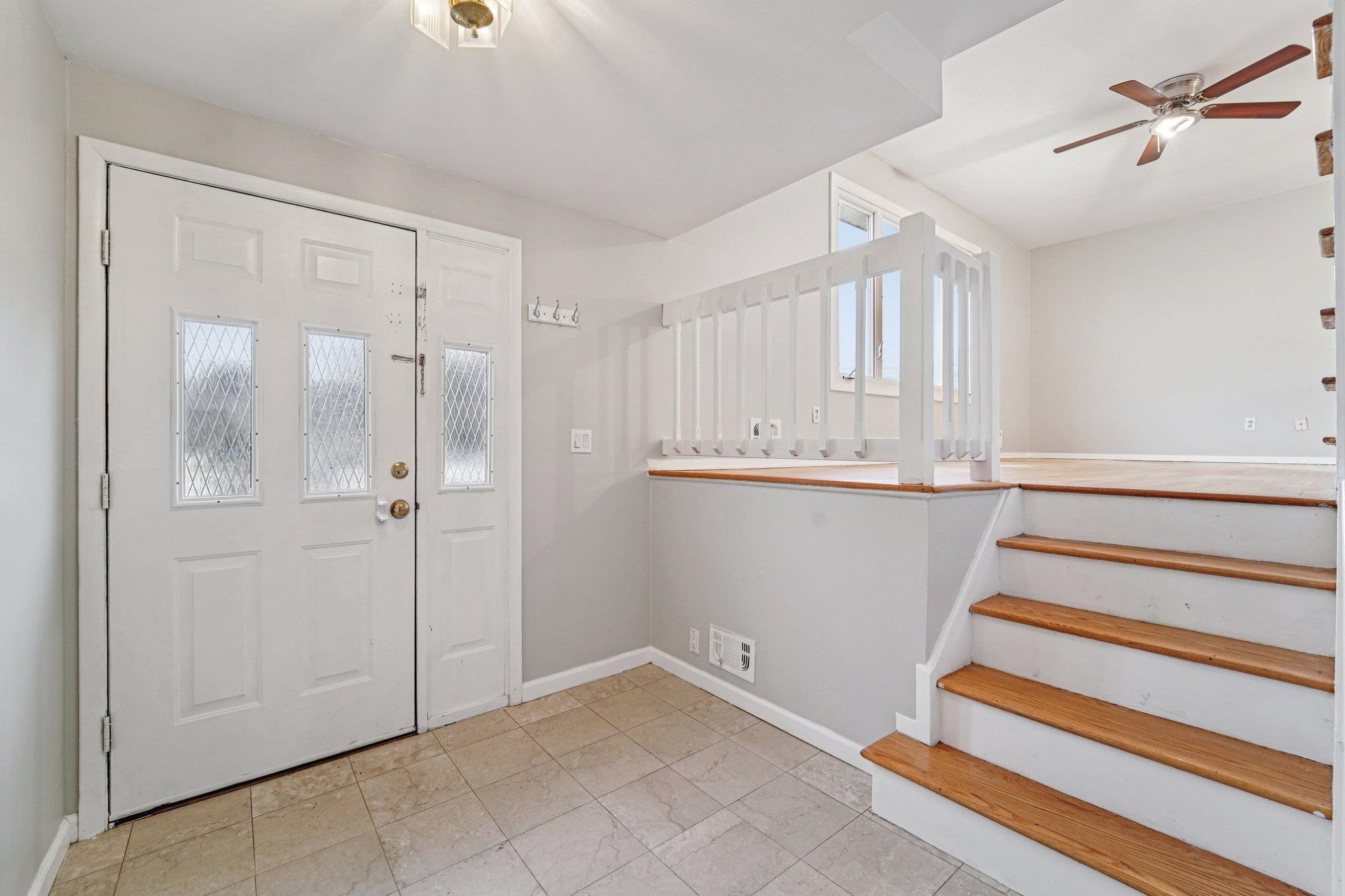 32 WAVERLY DR WEST - Photo 4