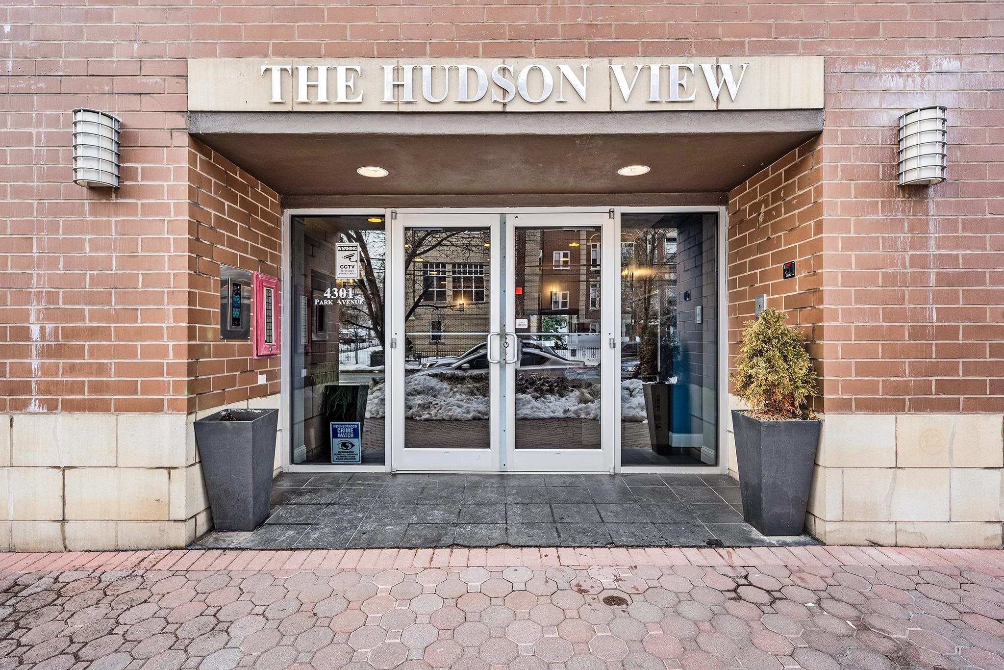 4301 PARK AVE - Photo 2