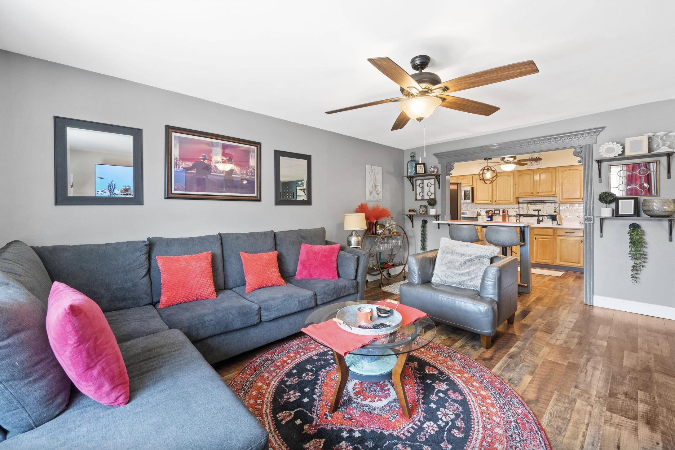 97-99 COUNTRY VILLAGE RD - Photo 5