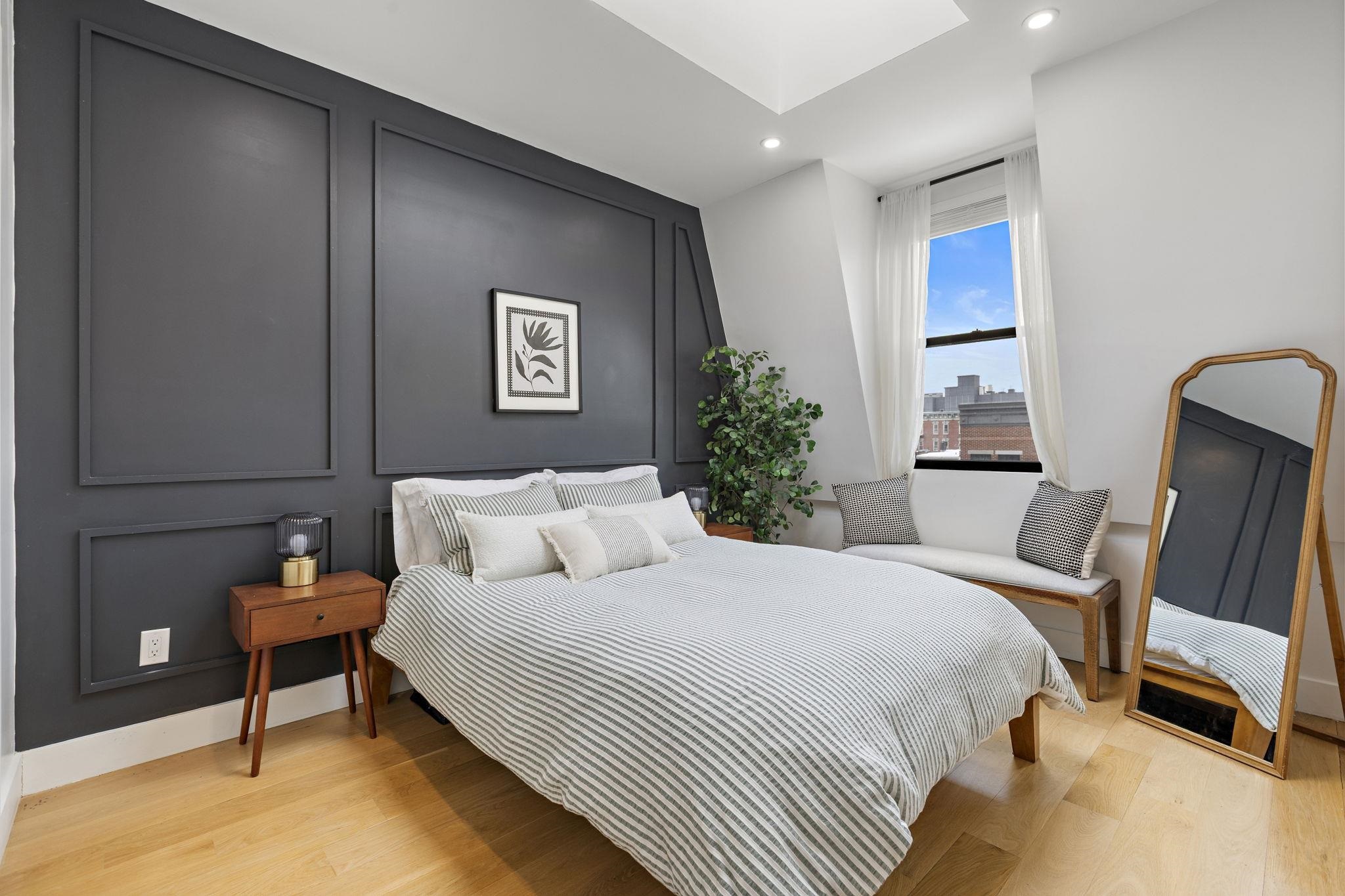 320 PACIFIC AVE - Photo 5