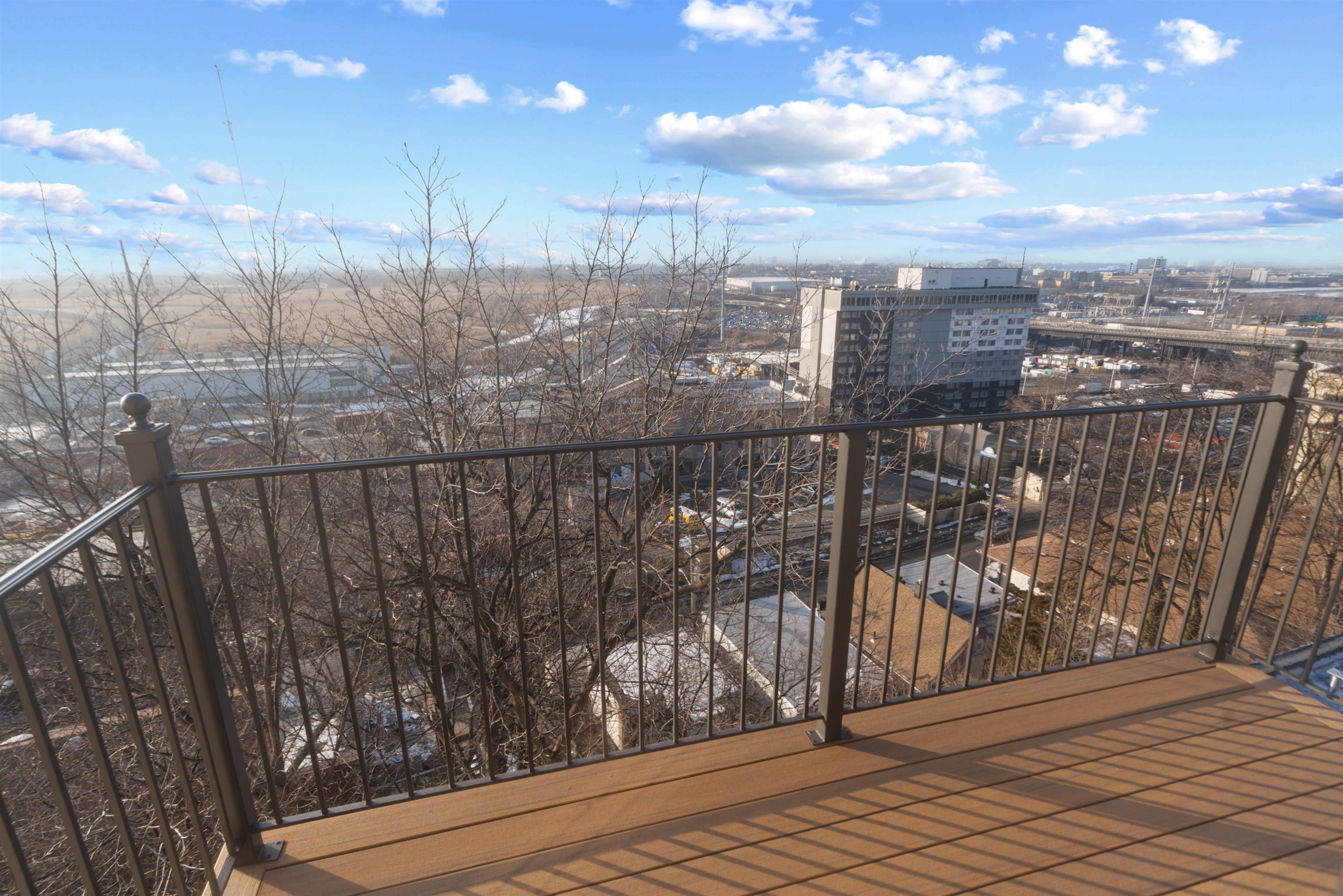 2601 JANE ST - Photo 4