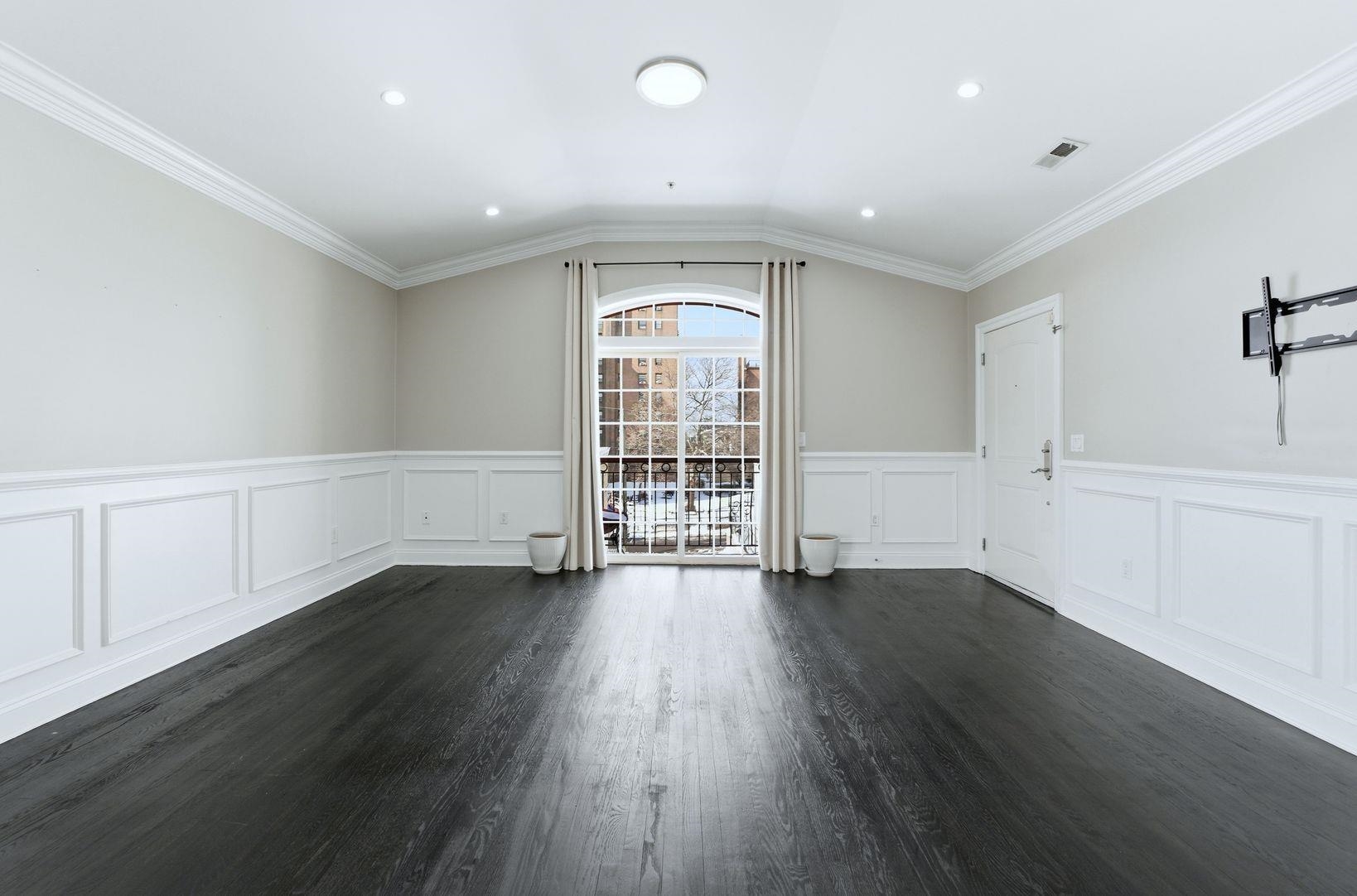 6208 JACKSON ST - Photo 3