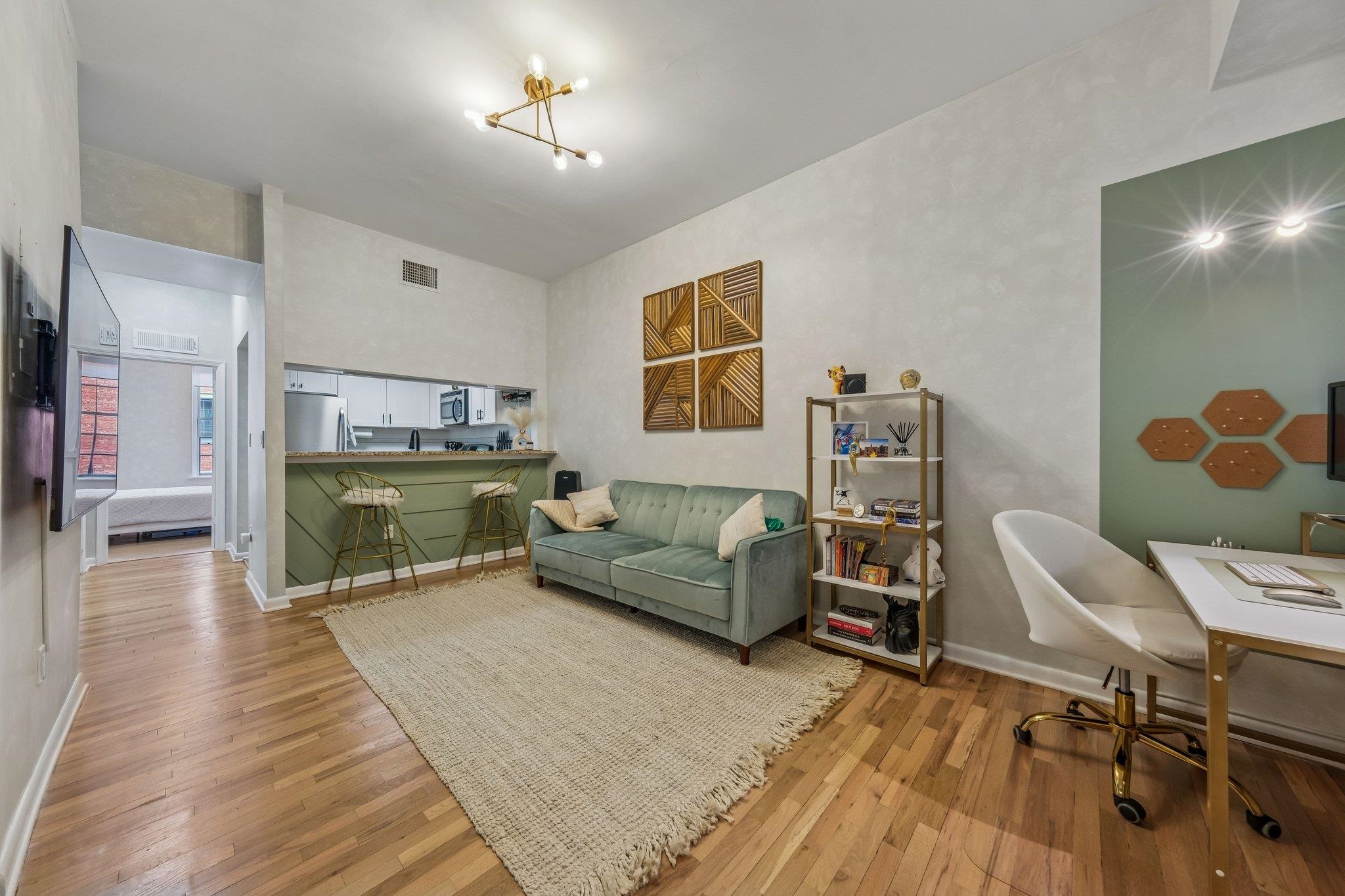 187 WAYNE ST - Photo 2