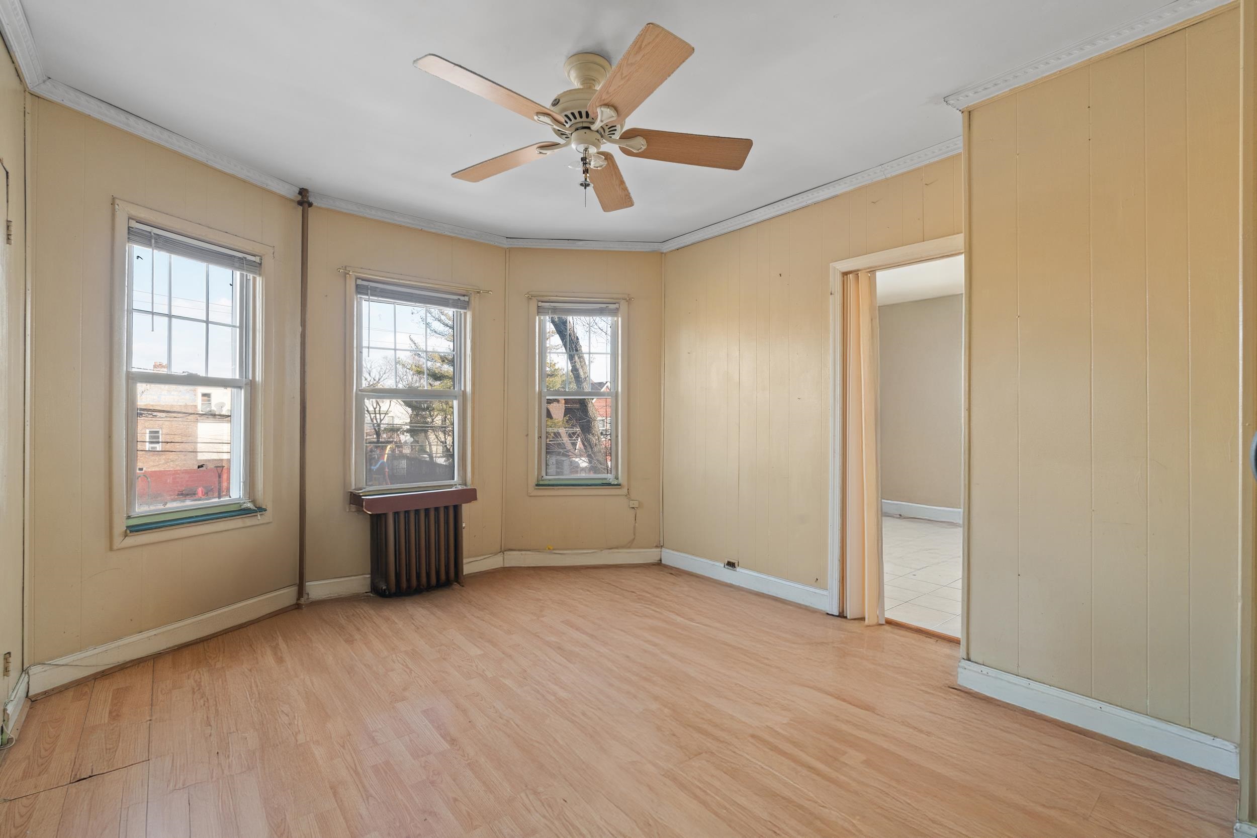 1074 AVENUE C - Photo 5