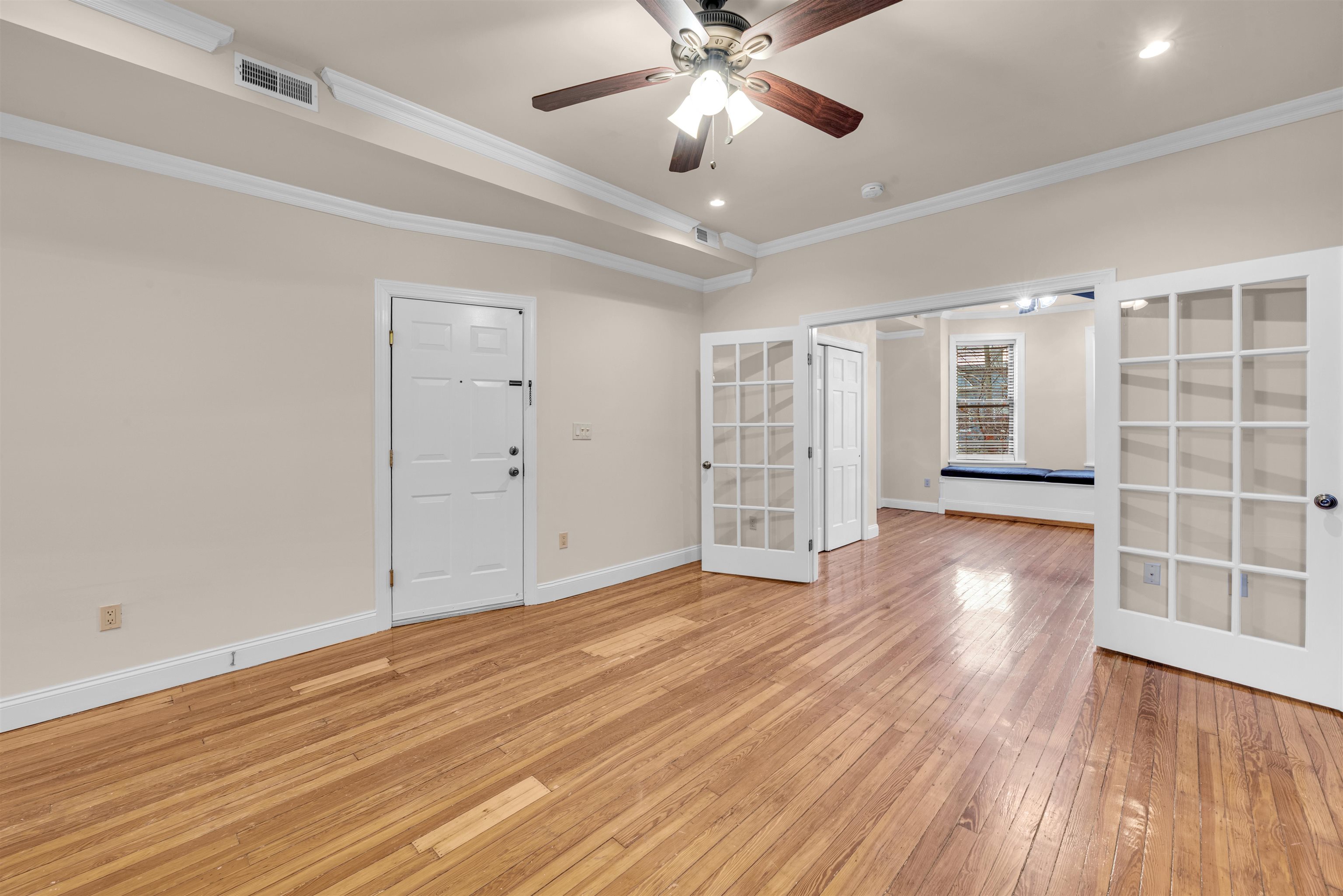 312 MONASTERY PL - Photo 2