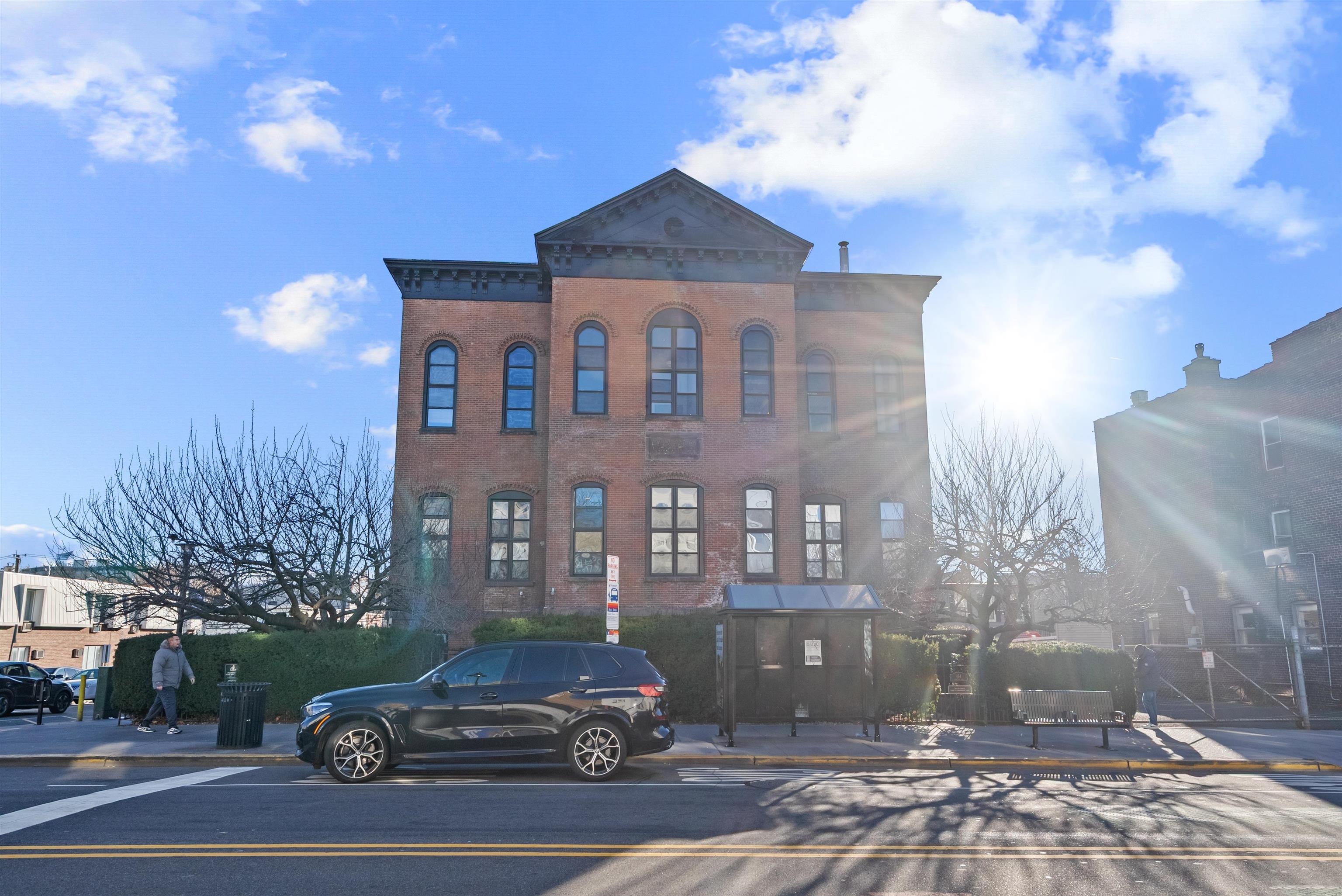 464 CENTRAL AVE - Photo 2