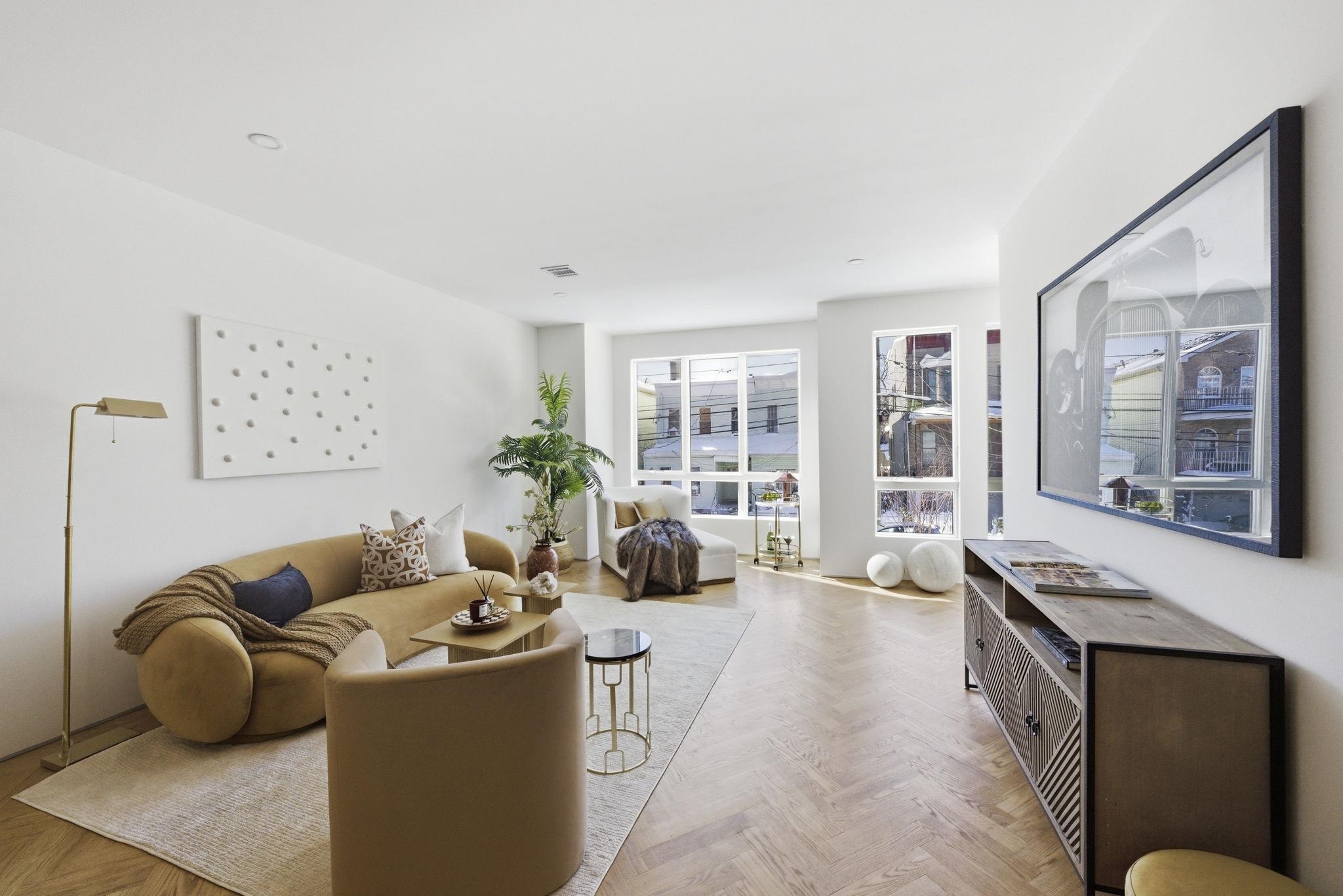 600 BRAMHALL AVE - Photo 3