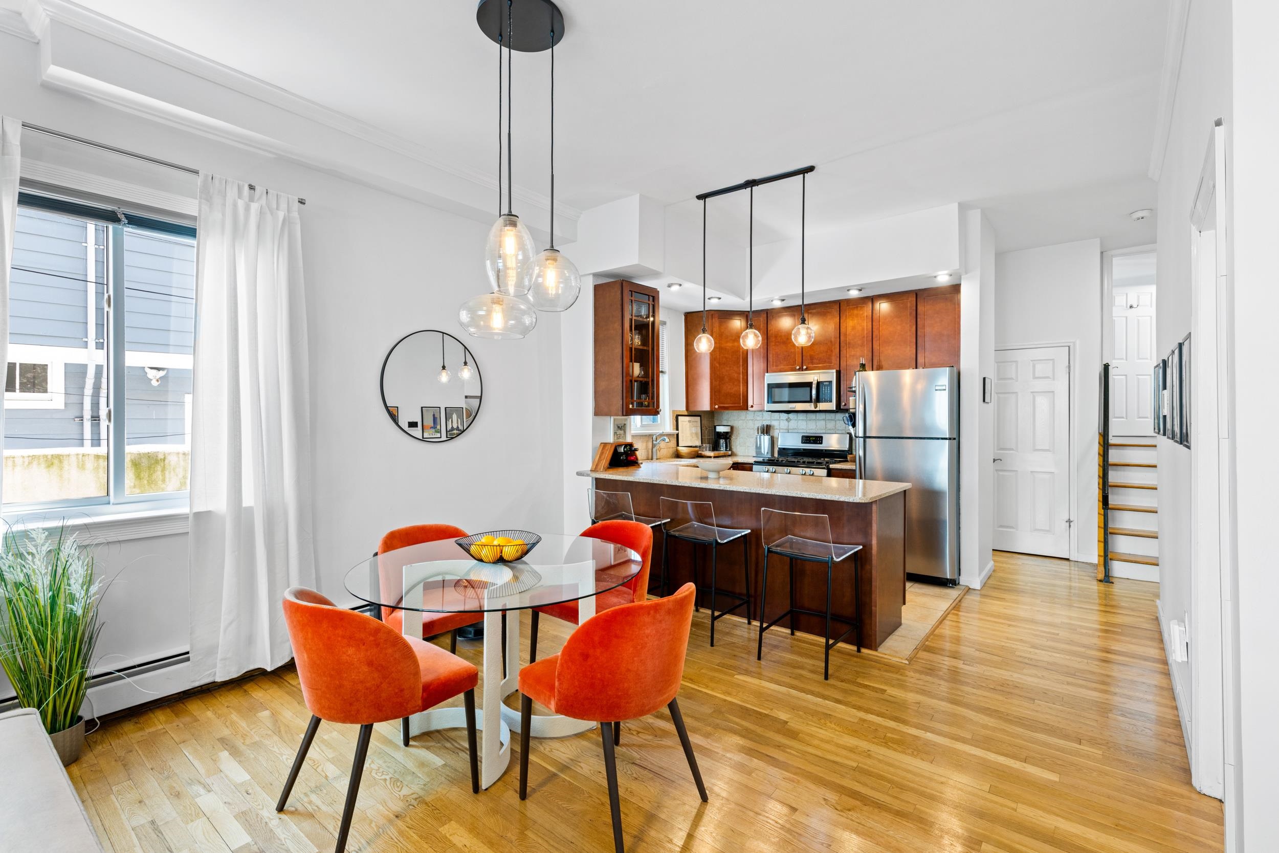 377 3RD ST - Photo 3